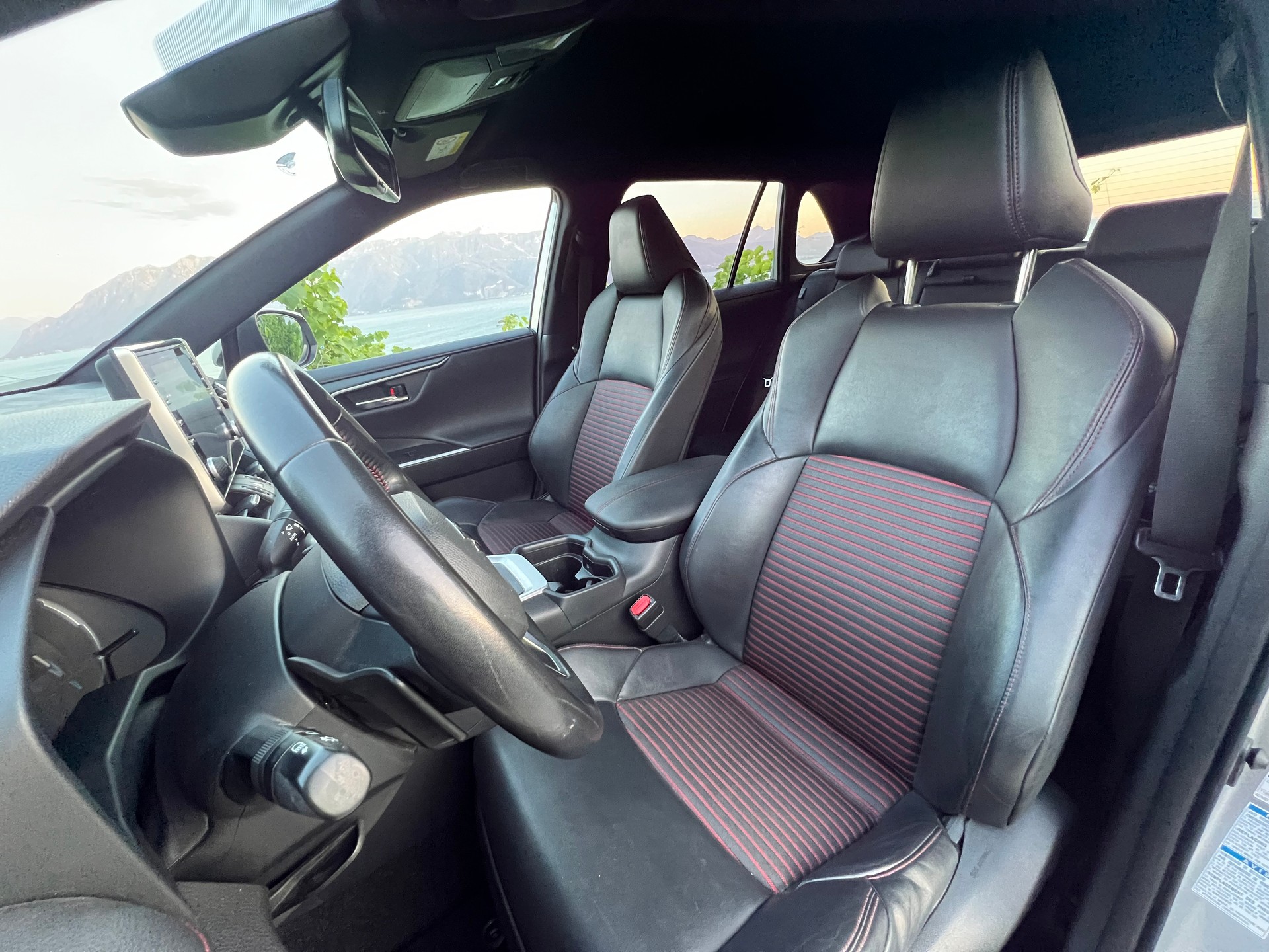 SUZUKI Across 2.5 Plug-in-Hybrid Compact Top E-CVT-image-6