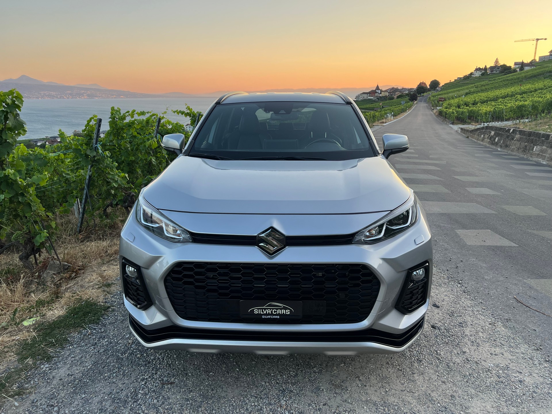 SUZUKI Across 2.5 Plug-in-Hybrid Compact Top E-CVT-image-1