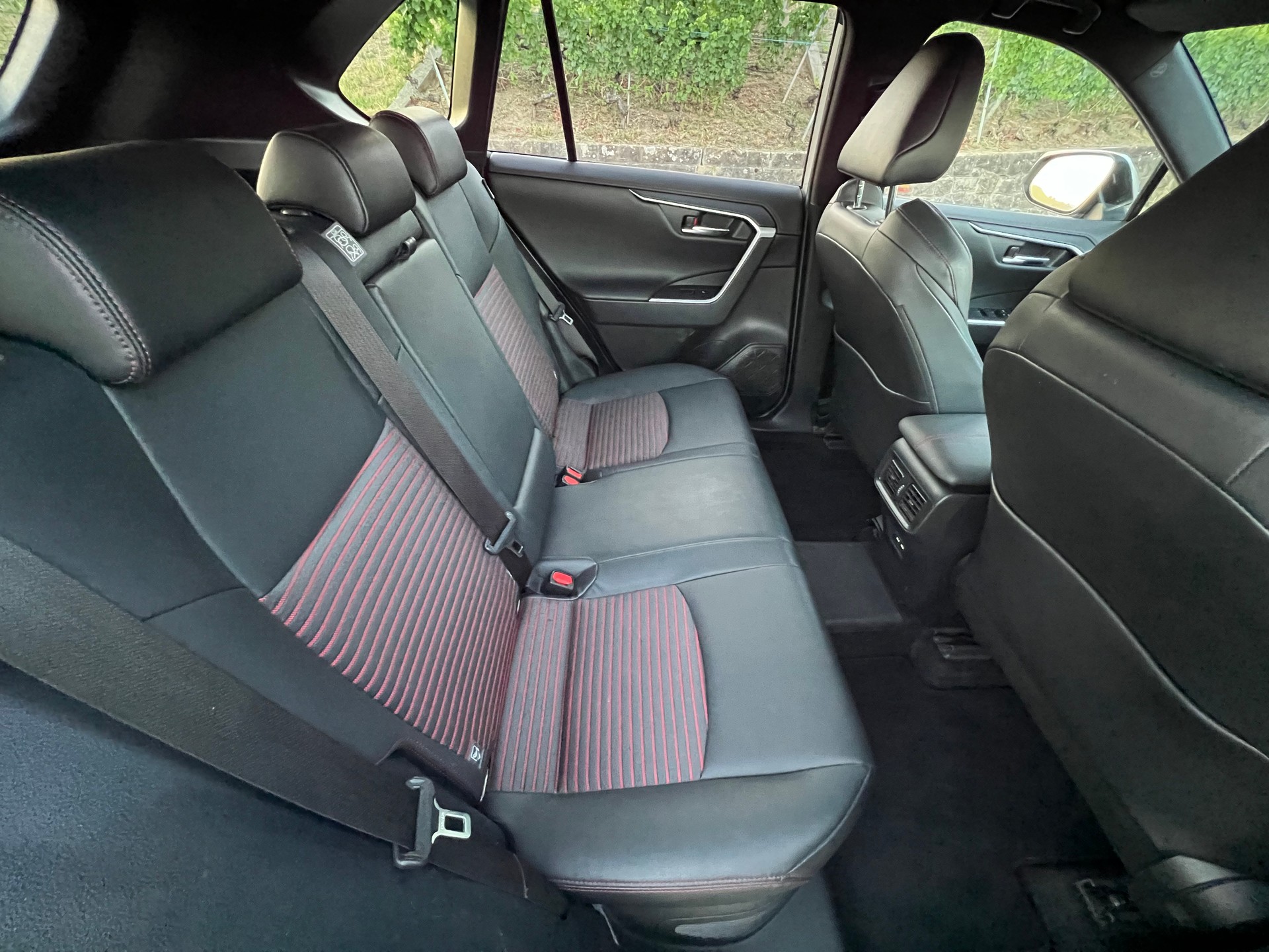SUZUKI Across 2.5 Plug-in-Hybrid Compact Top E-CVT-image-10