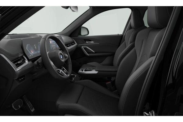 BMW X1 18i sDrive-image-2