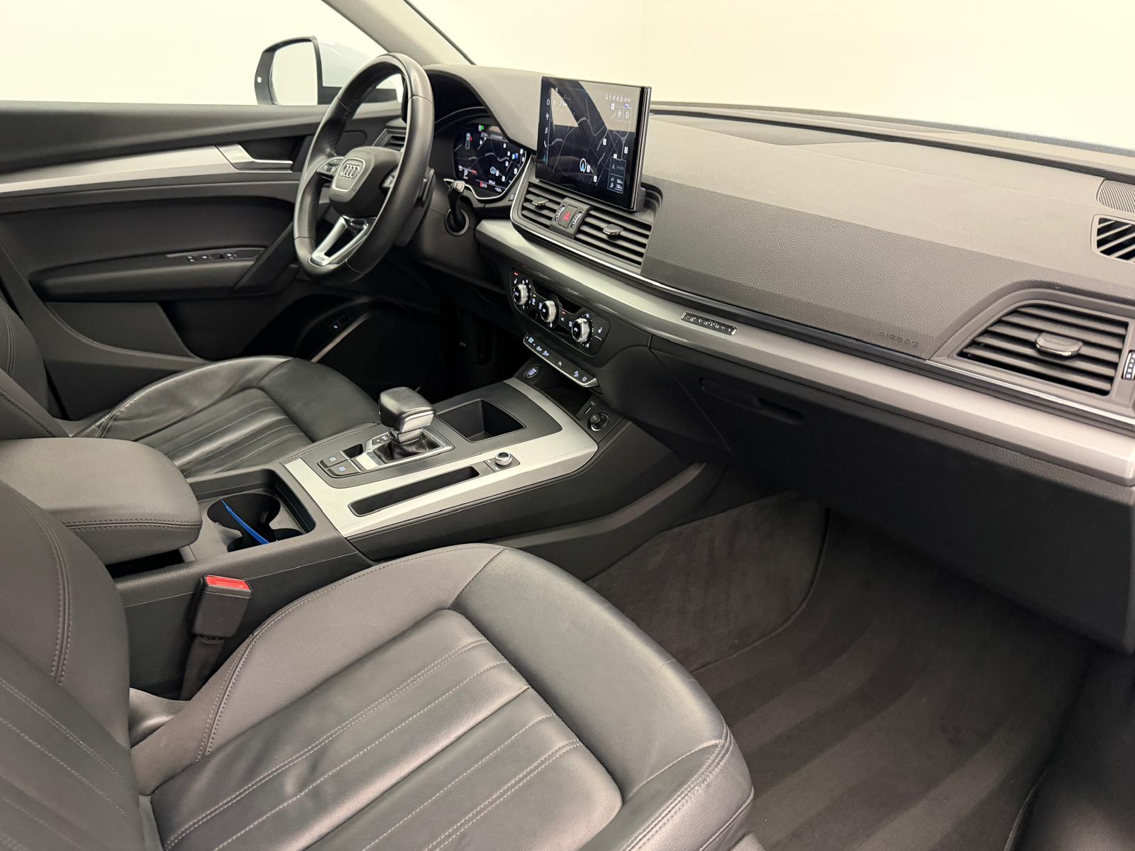 AUDI Q5 2.0 40 TDI quattro S-Tronic-image-10