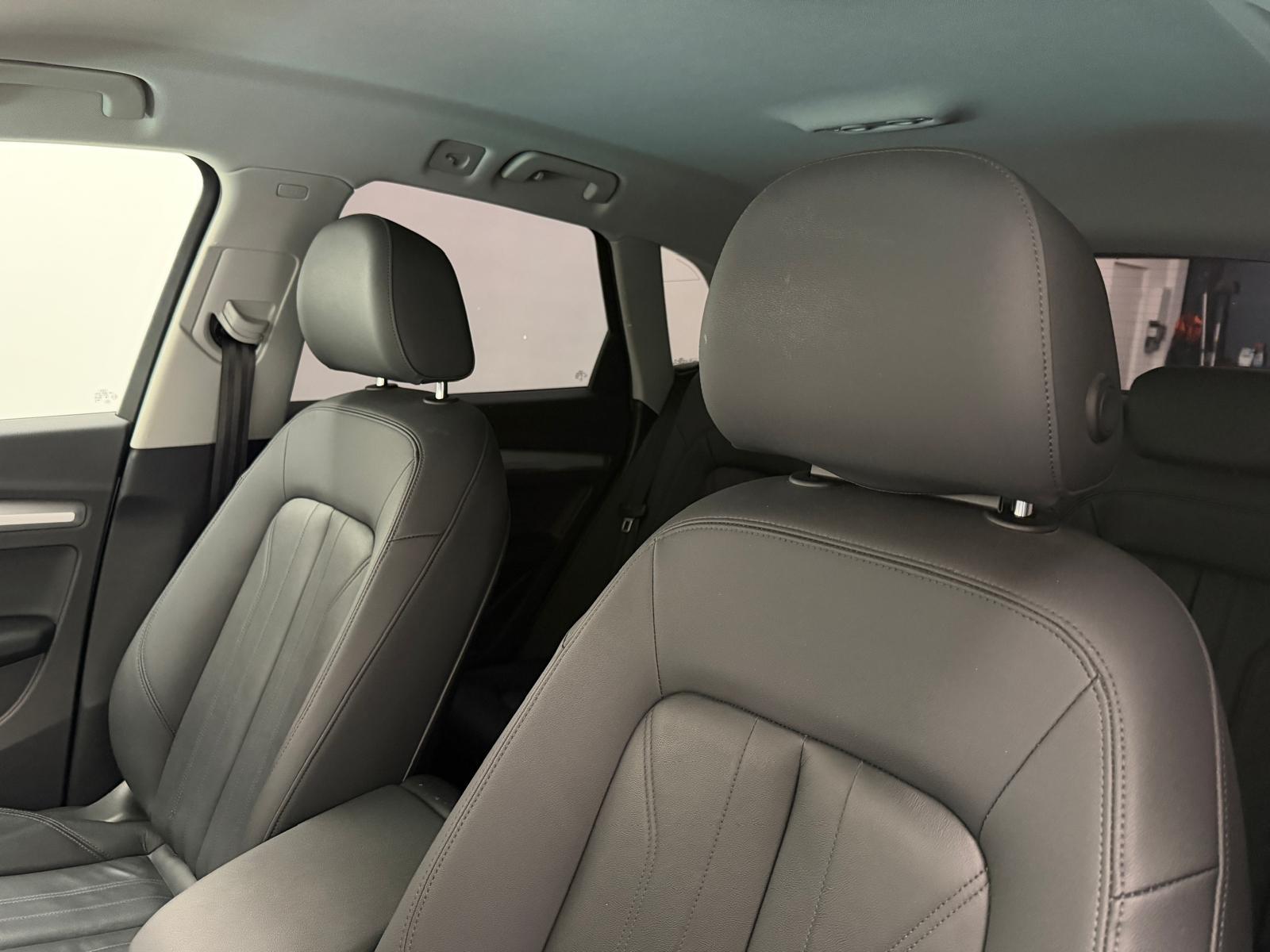 AUDI Q5 2.0 40 TDI quattro S-Tronic-image-12