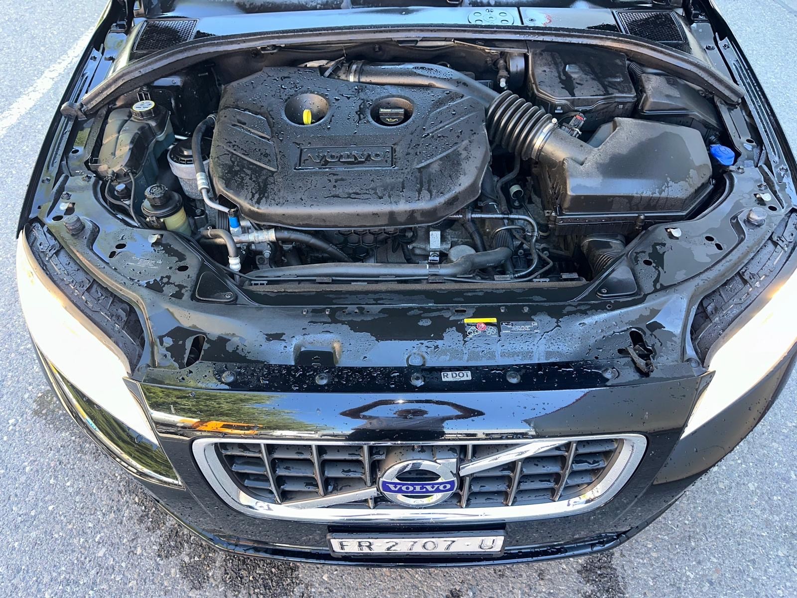 VOLVO V70 2.0T Momentum Powershift-image-10