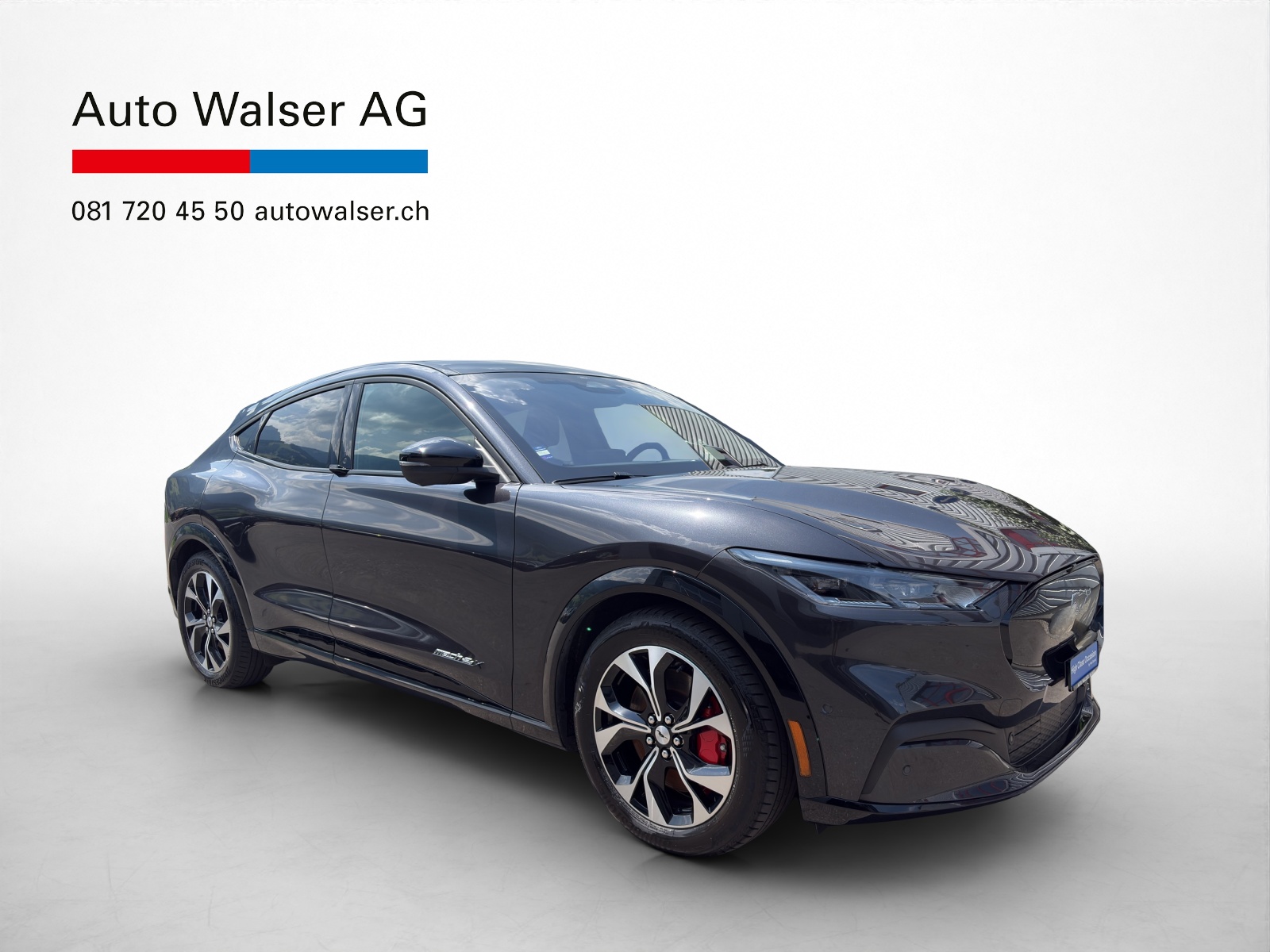 FORD Mustang Mach-E Premium AWD-image-6