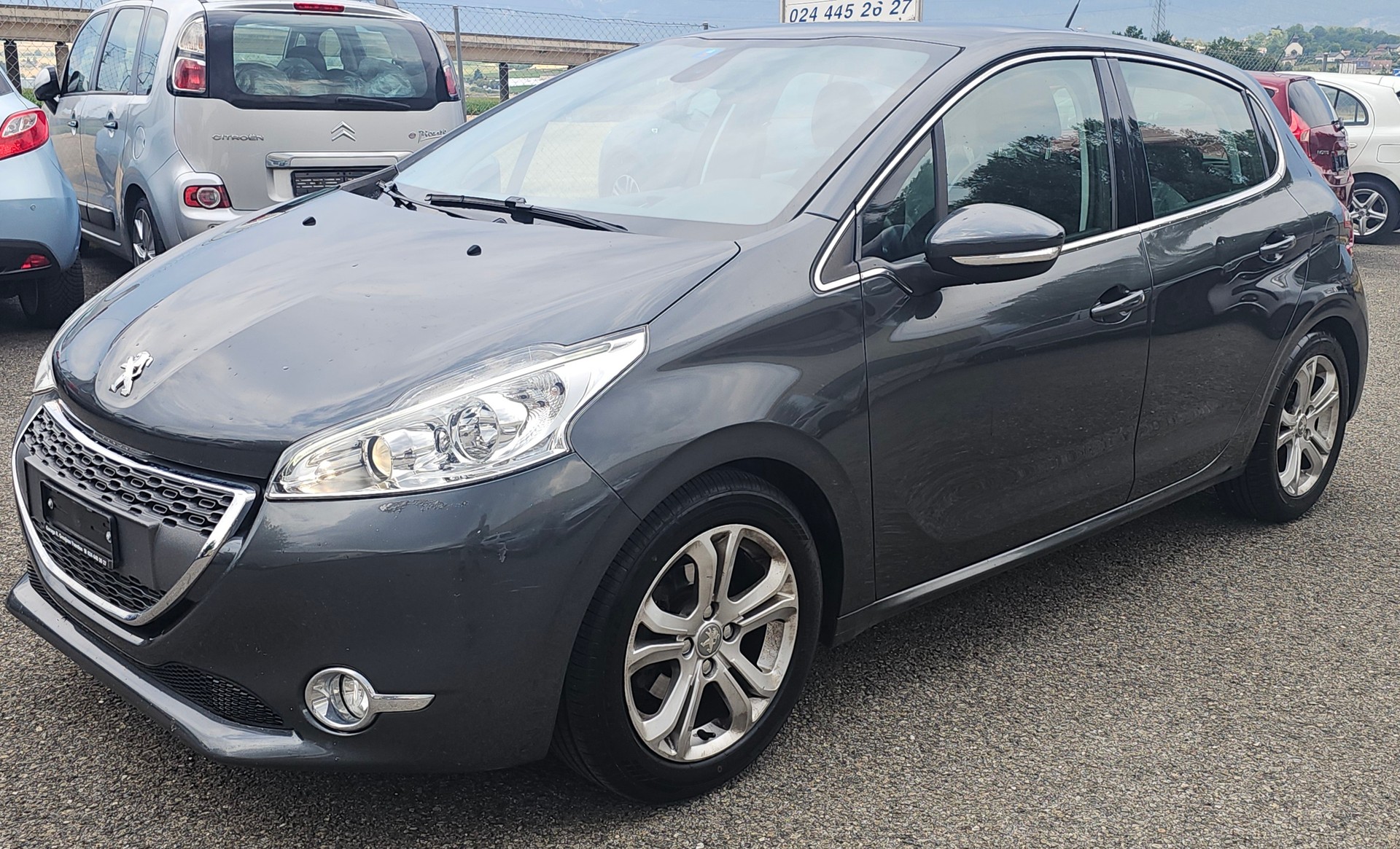 PEUGEOT 208 1.6 VTI Allure Automatik-image-0