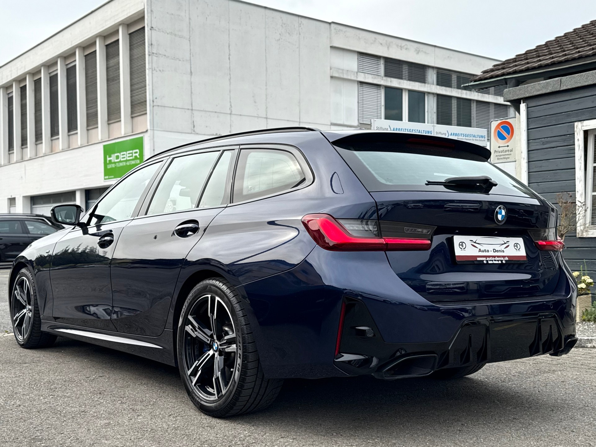 BMW M340d xDrive Steptronic Sport LCI-image-5