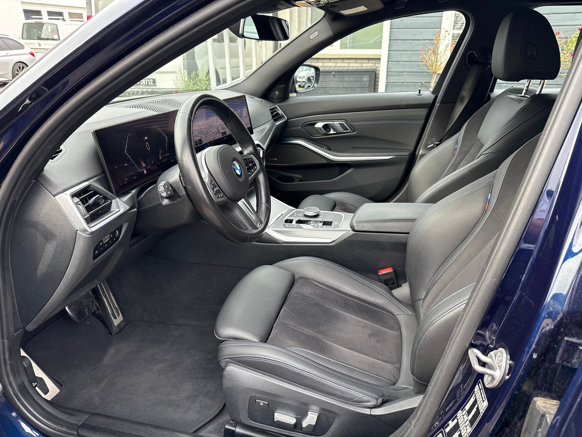 BMW M340d xDrive Steptronic Sport LCI-image-7