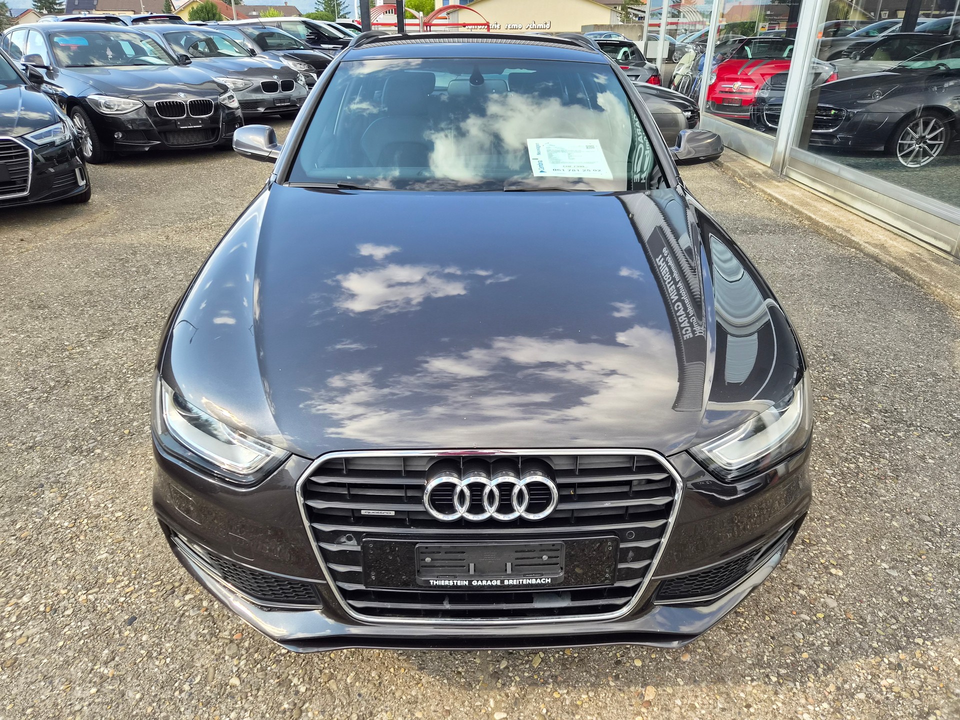 AUDI A4 Avant 2.0 TDI quattro S-Line-showroom-element-1