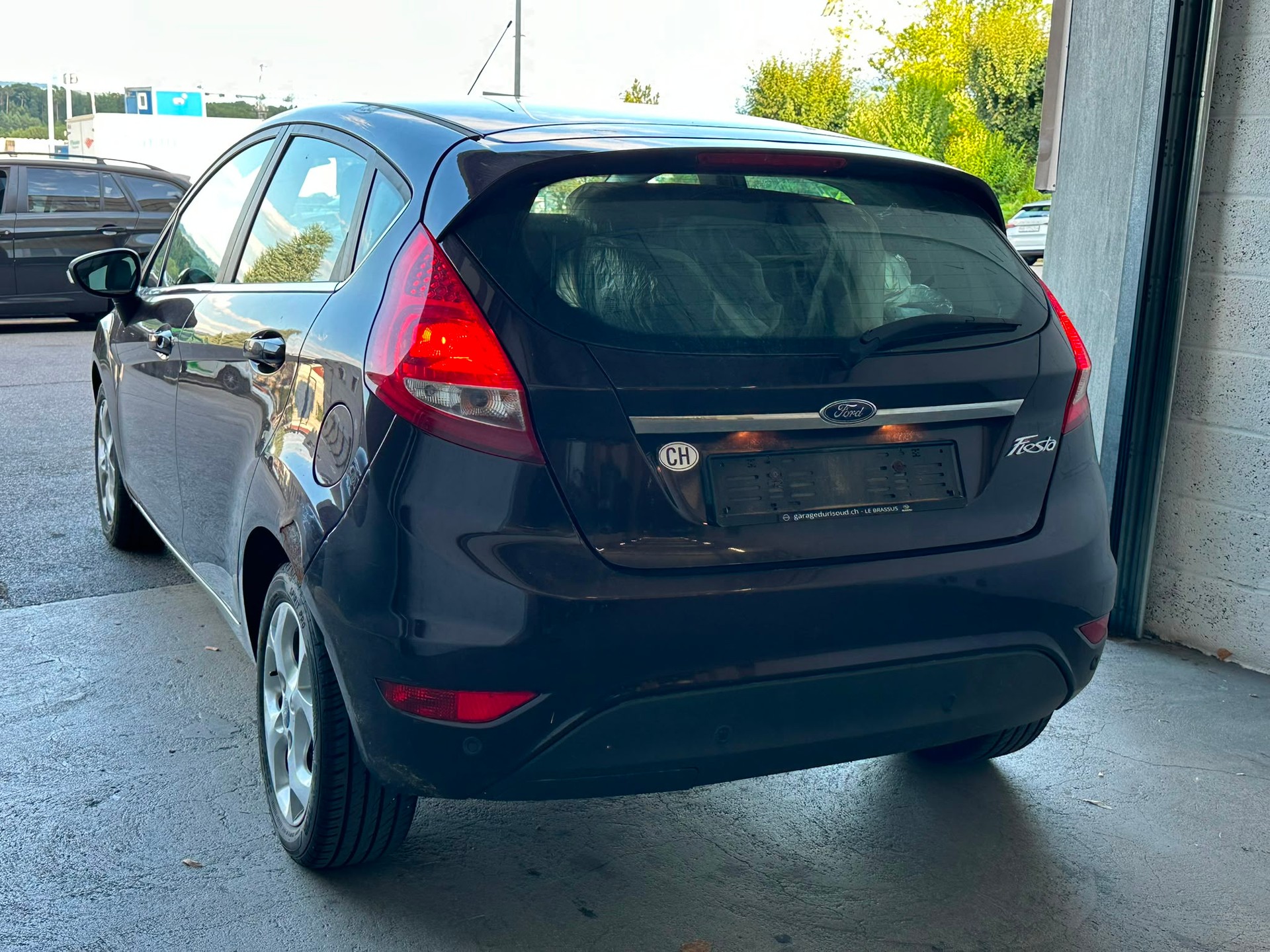 FORD Fiesta 1.6 16V Titanium-image-4