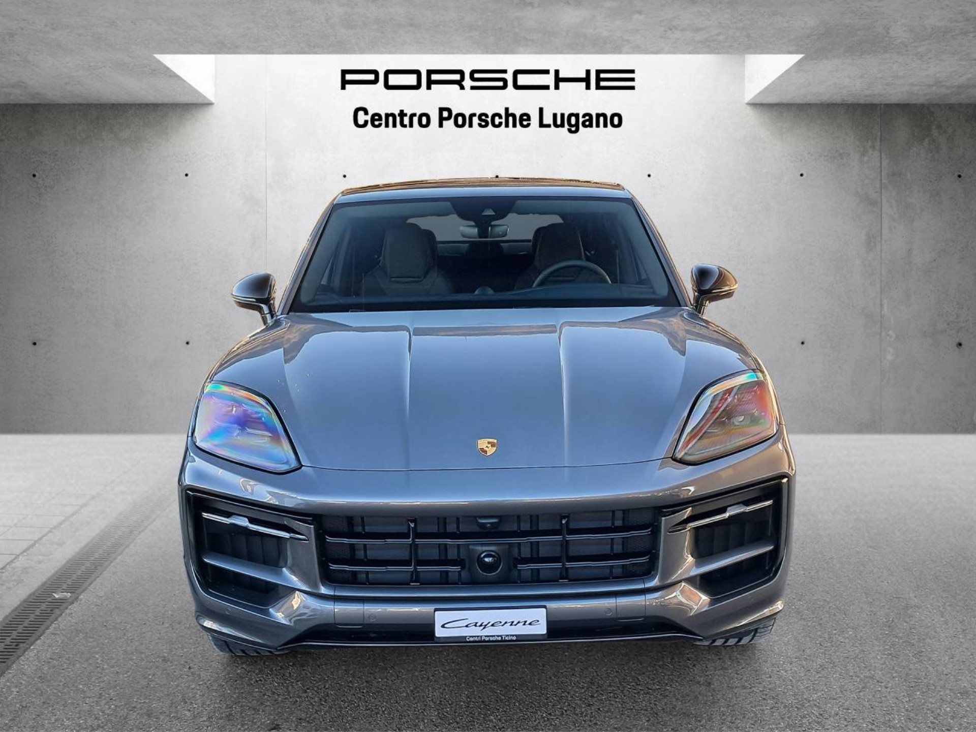 PORSCHE Cayenne E-Hybrid Coupé Black Edition-image-9