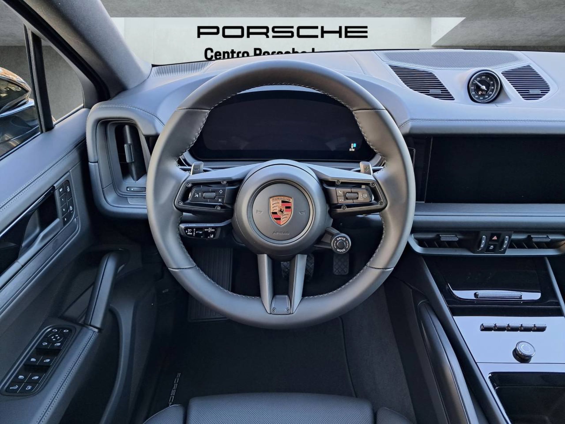 PORSCHE Cayenne E-Hybrid Coupé Black Edition-image-12