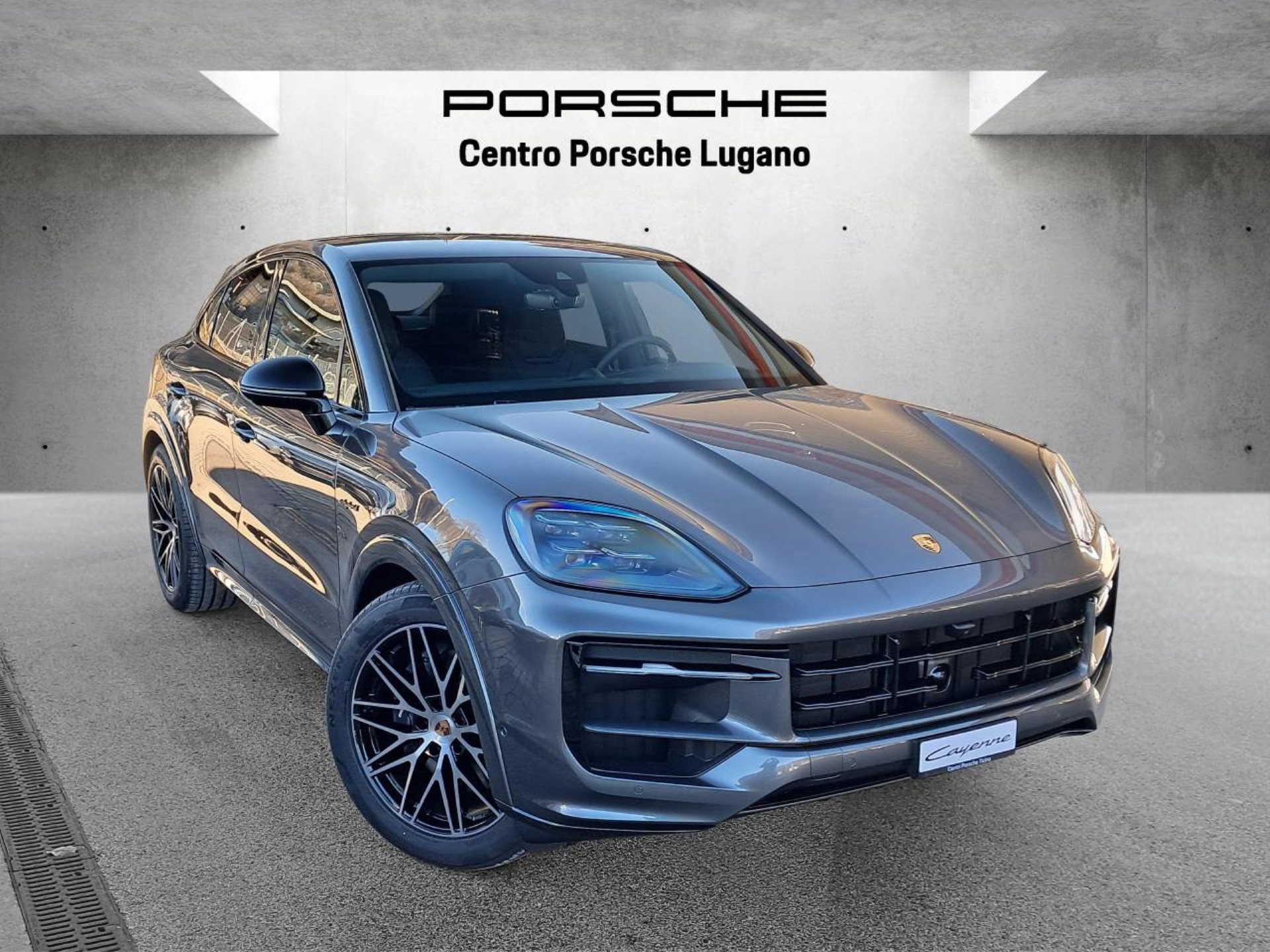 PORSCHE Cayenne E-Hybrid Coupé Black Edition-image-0