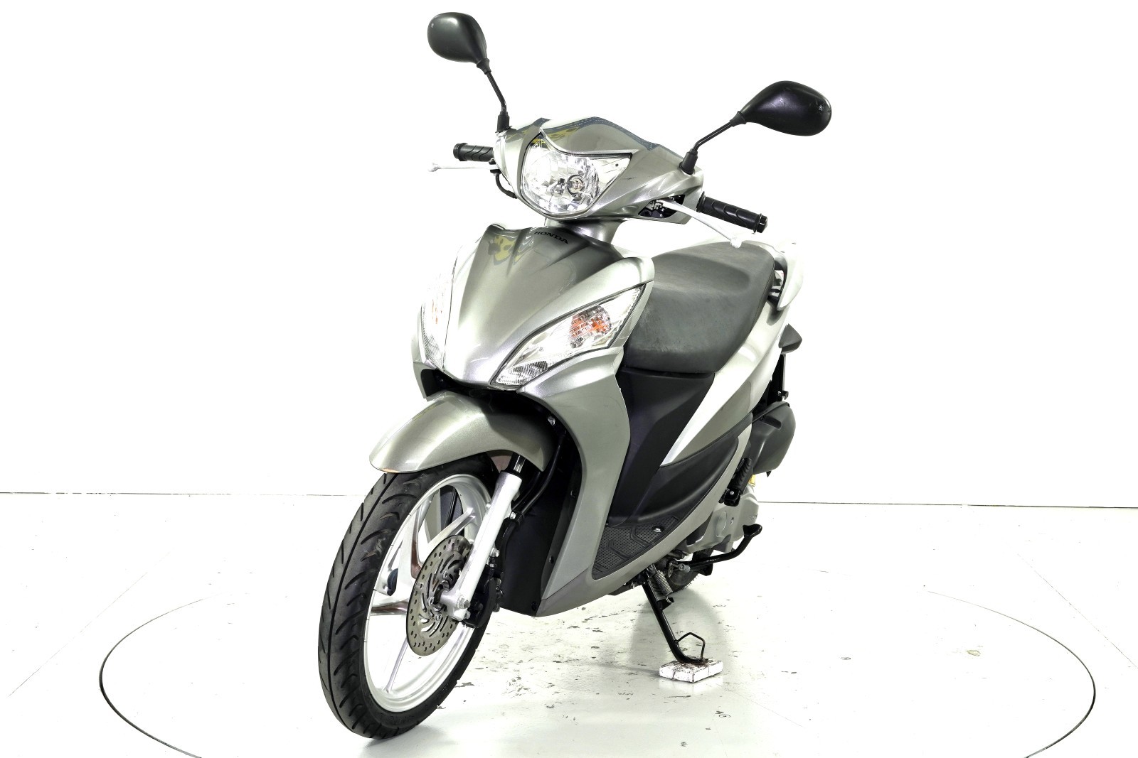 HONDA NSC 110 MPD-showroom-element-2