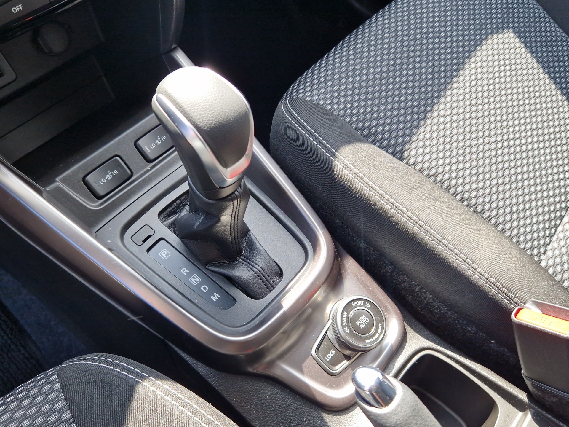 SUZUKI Vitara 1.5B Compact Top Hybrid 4x4-image-15