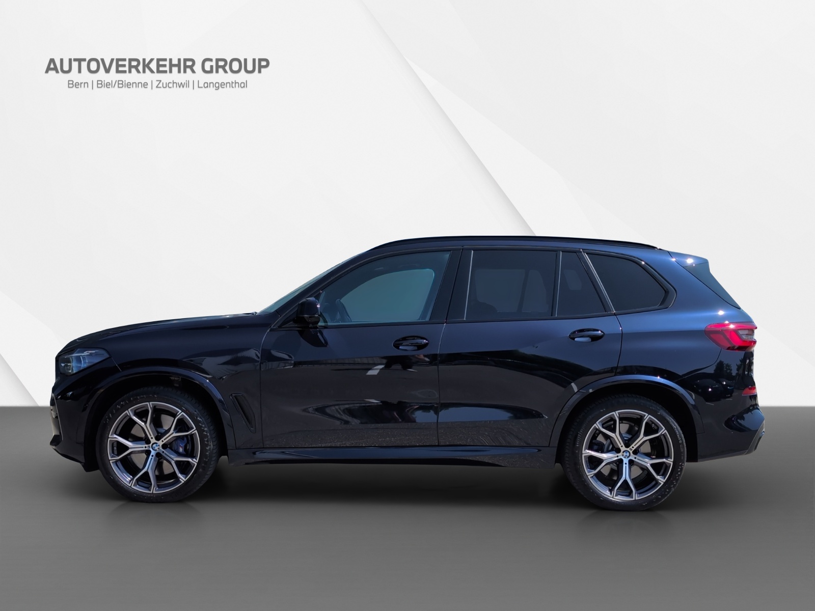 BMW X5 xDrive 48V 40d M Sport-showroom-element-2