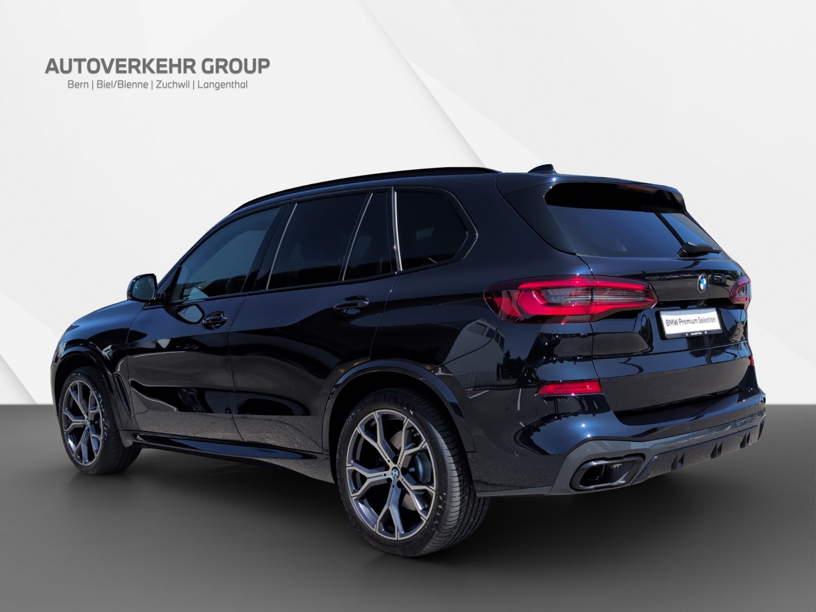 BMW X5 xDrive 48V 40d M Sport-showroom-element-3