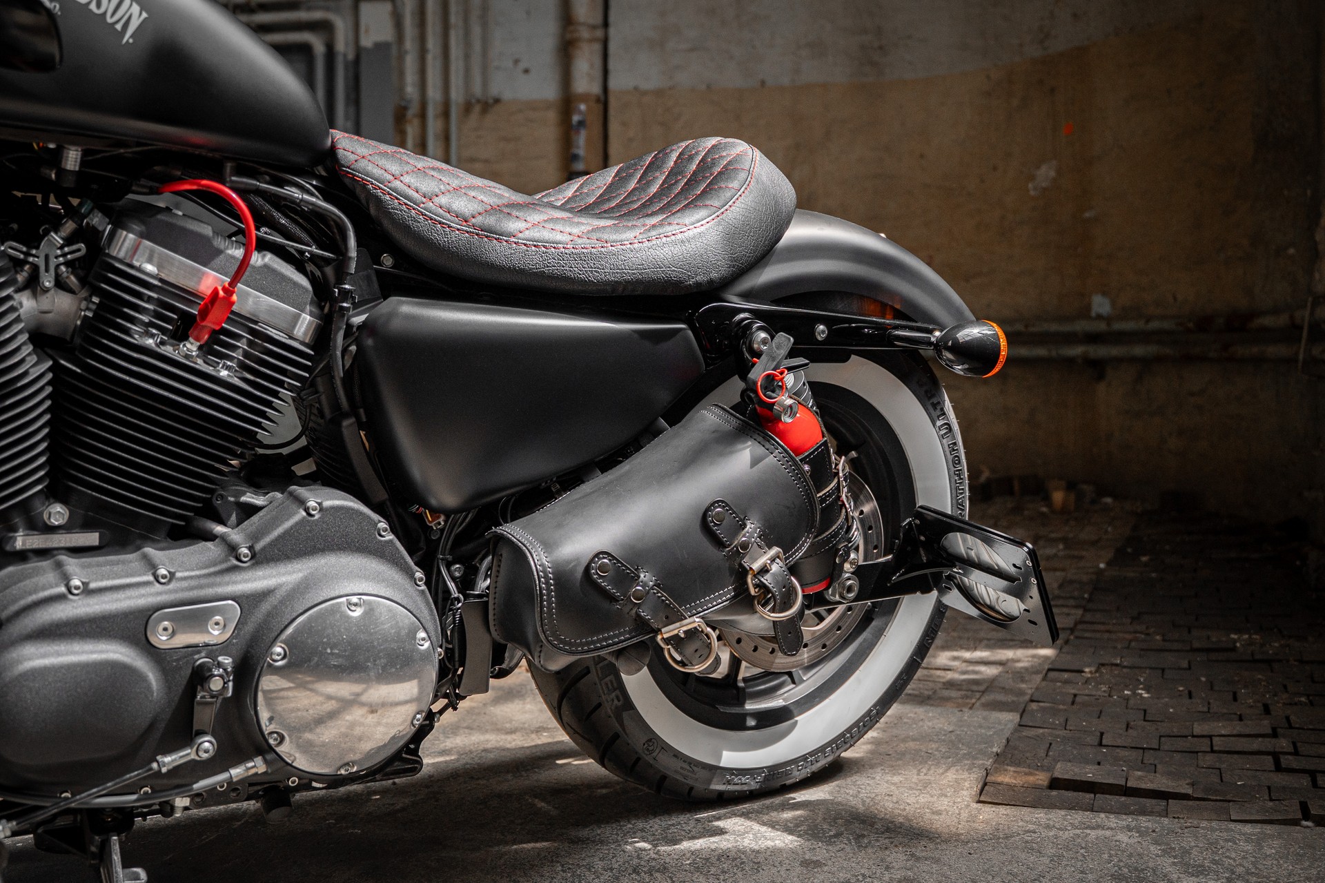 HARLEY-DAVIDSON XL 883 N Sportster Iron ABS-image-6