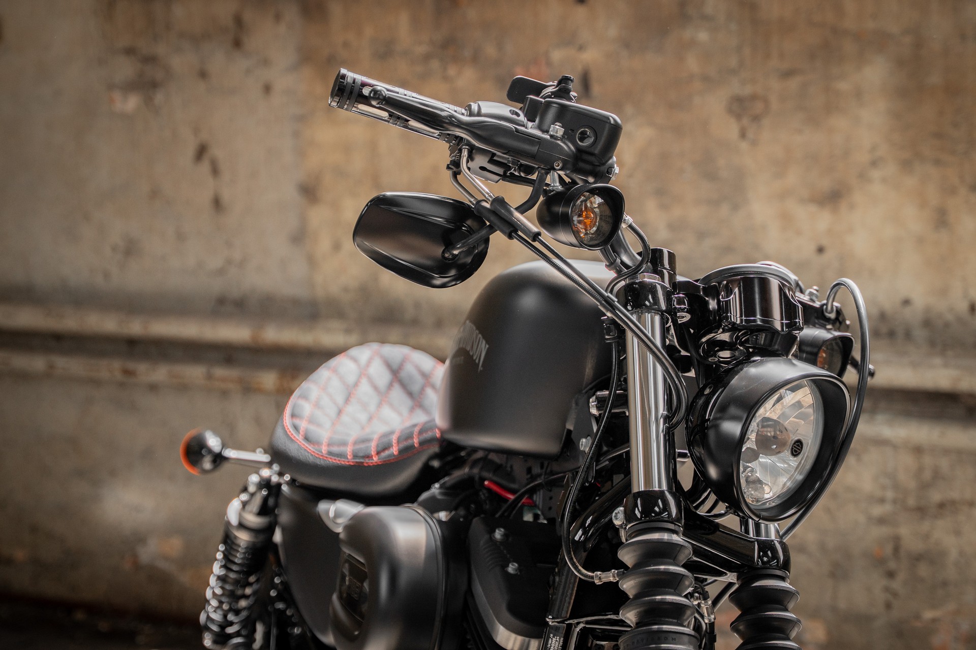 HARLEY-DAVIDSON XL 883 N Sportster Iron ABS-image-3