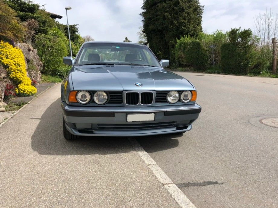 BMW 525-image-0