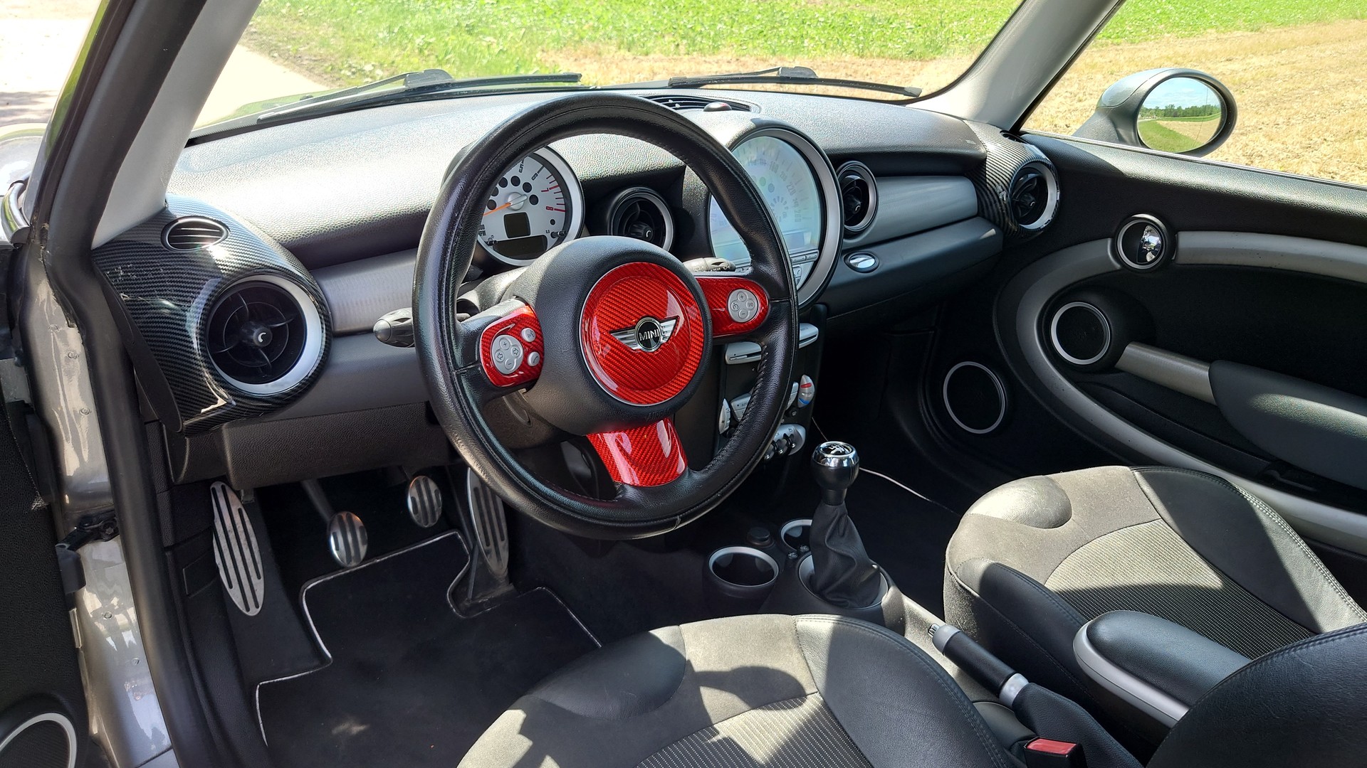 MINI Cooper S-image-9