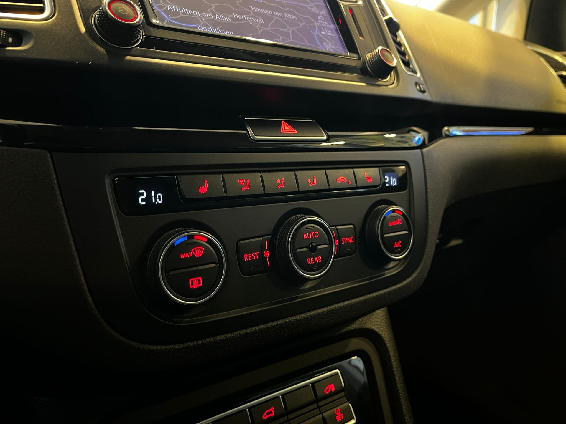 VW Sharan 2.0 TDI BMT Highline 4Motion DSG-image-20