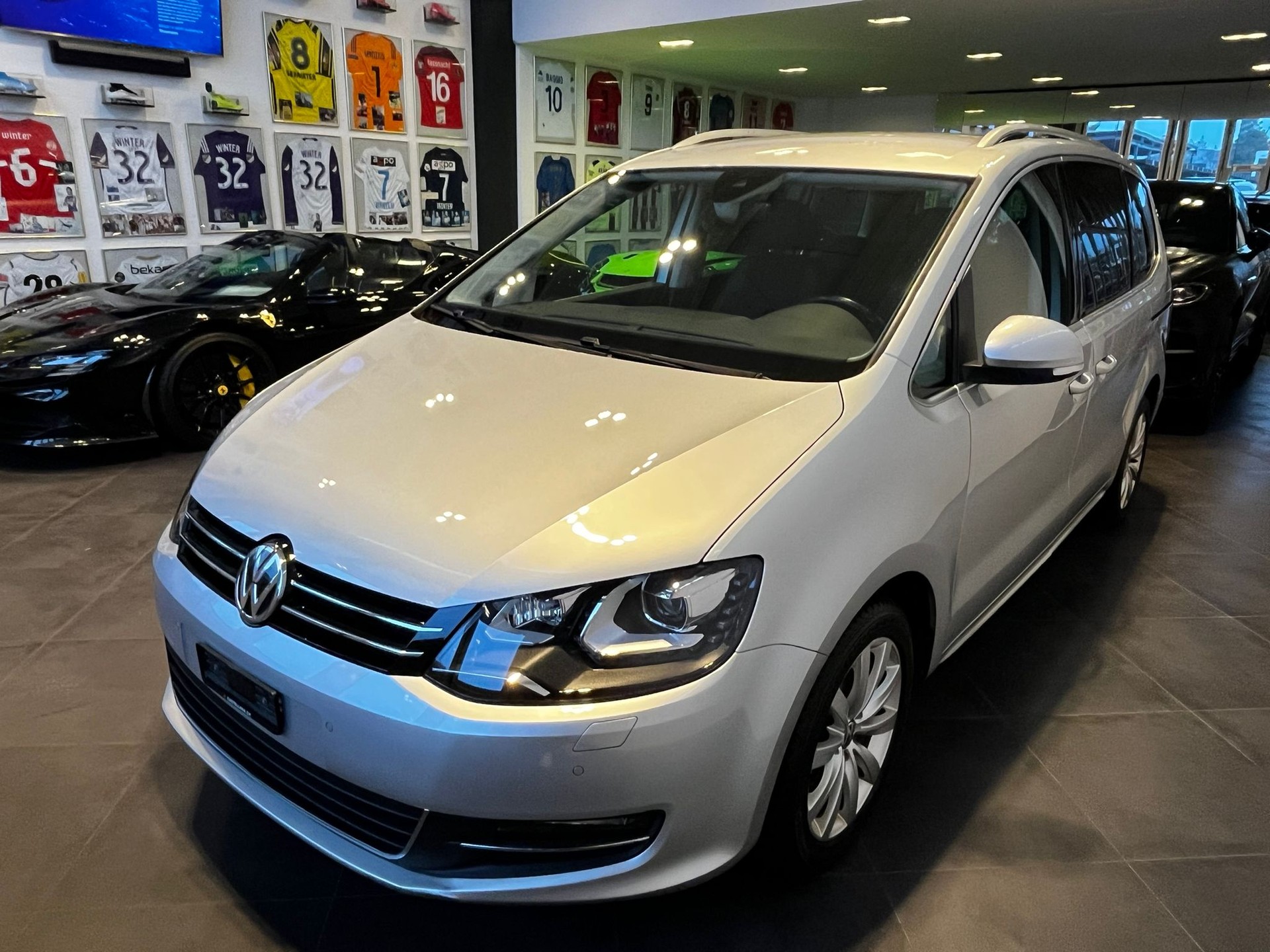 VW Sharan 2.0 TDI BMT Highline 4Motion DSG-image-2