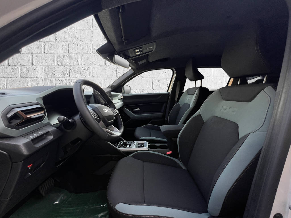 DACIA Duster 1.2 Hybrid Extreme 4WD-image-5