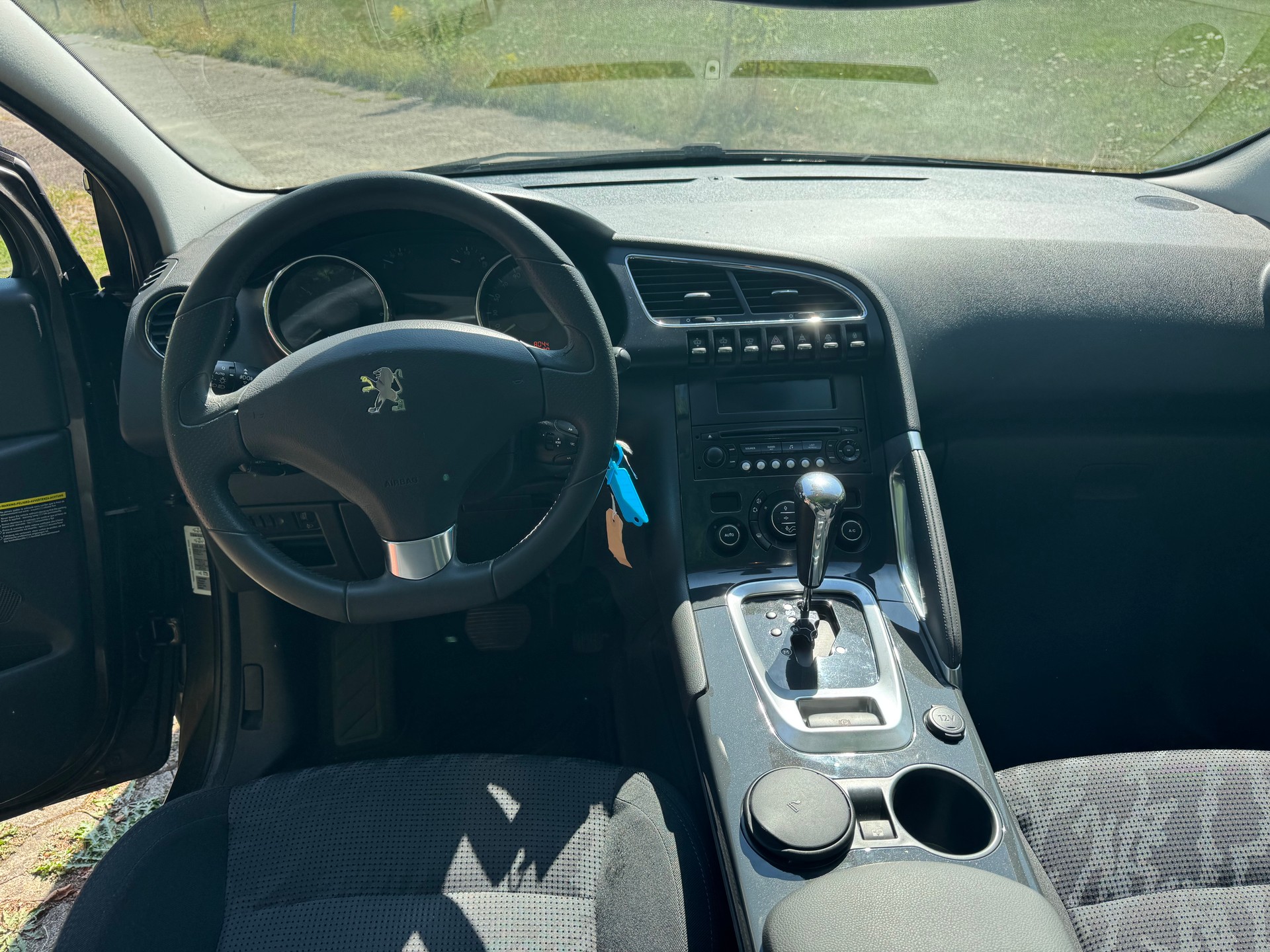 PEUGEOT 3008 1.6 16V T Platinum Tiptronic-image-6