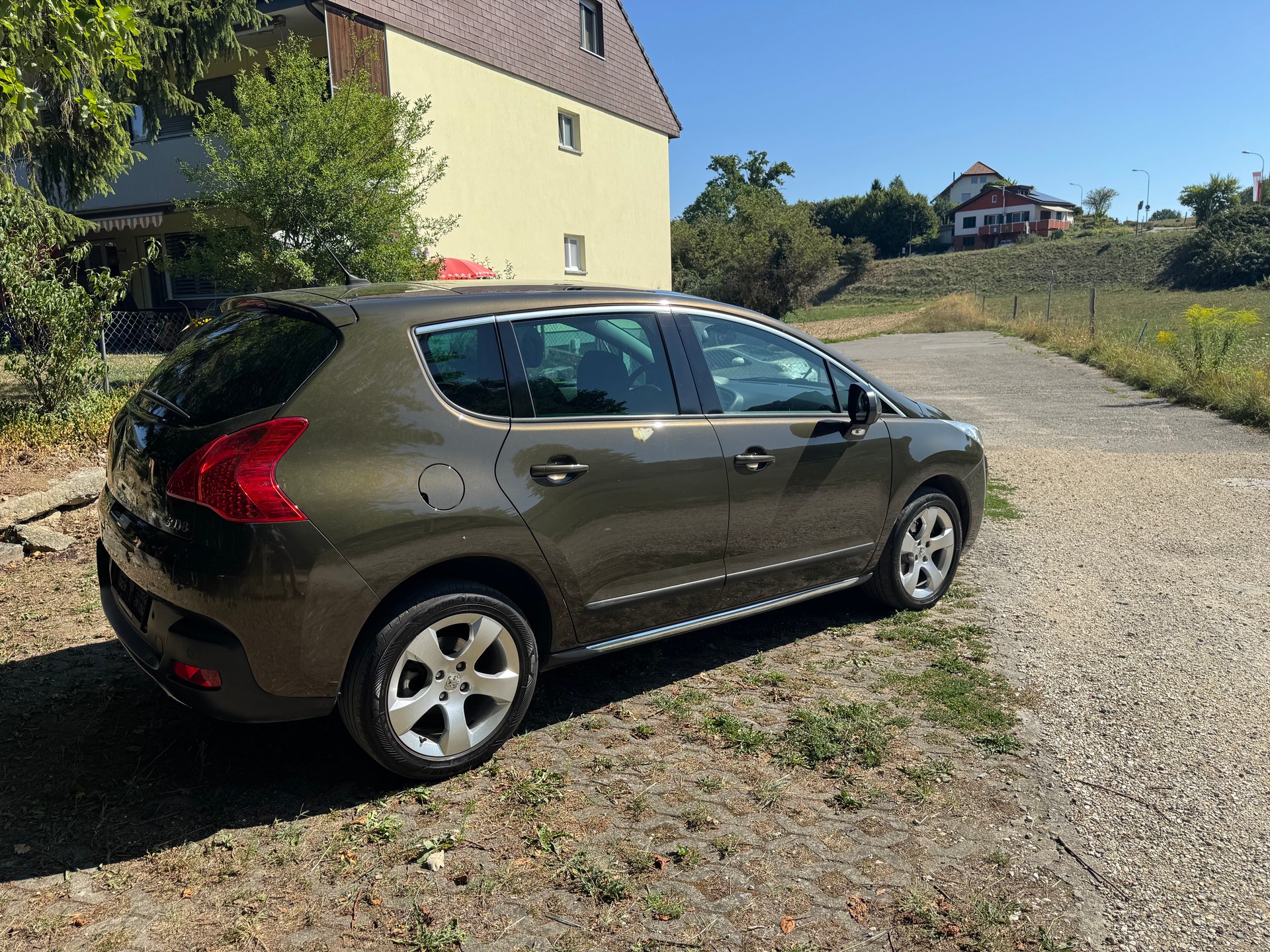 PEUGEOT 3008 1.6 16V T Platinum Tiptronic-image-1