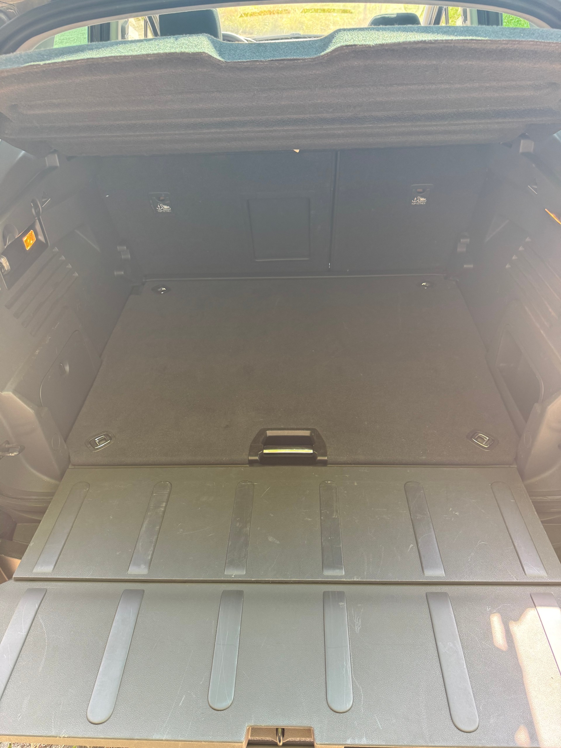PEUGEOT 3008 1.6 16V T Platinum Tiptronic-image-2