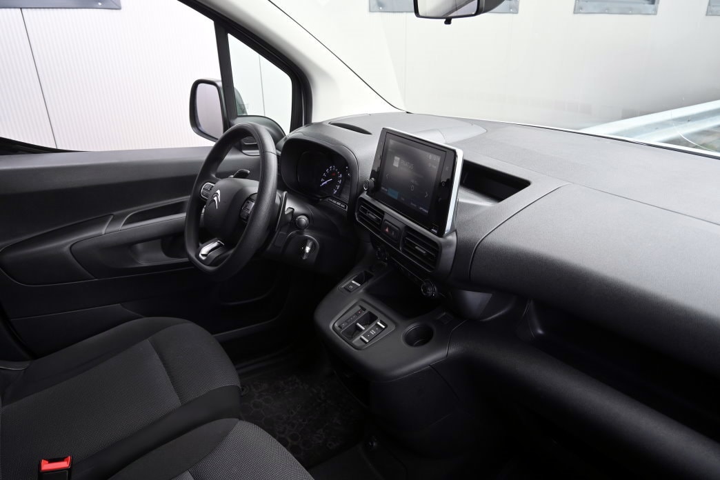 CITROEN Berlingo Van 1.2 Pure Tech 130 s/s Club EAT8 1000kg-image-8