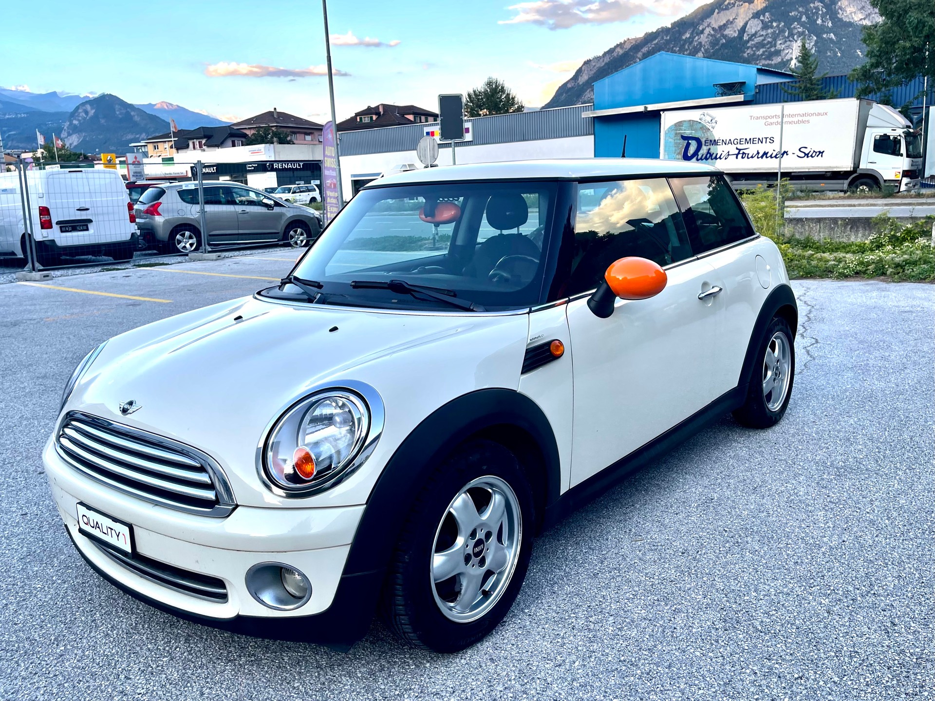 MINI Cooper-image-22