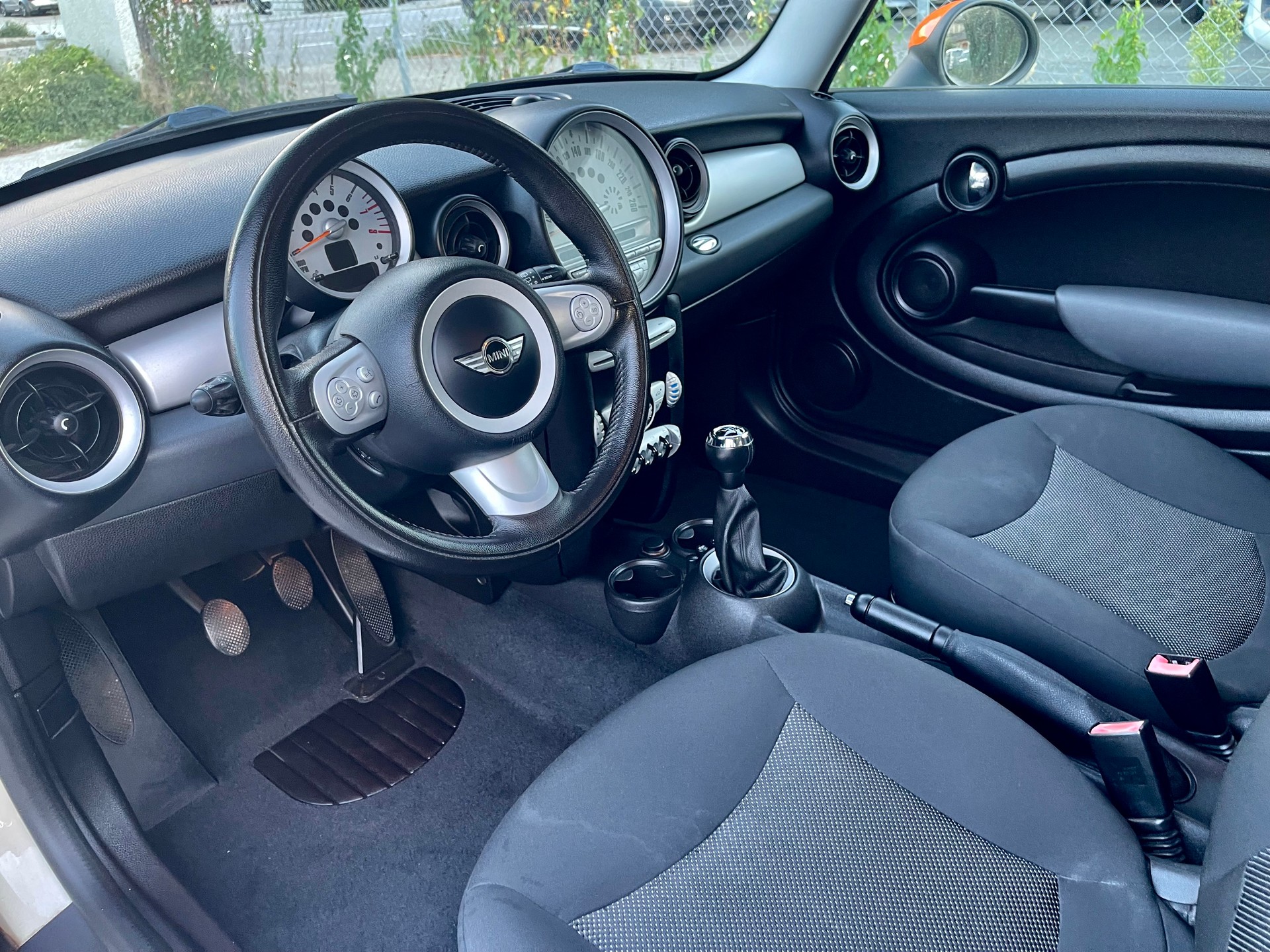 MINI Cooper-image-18