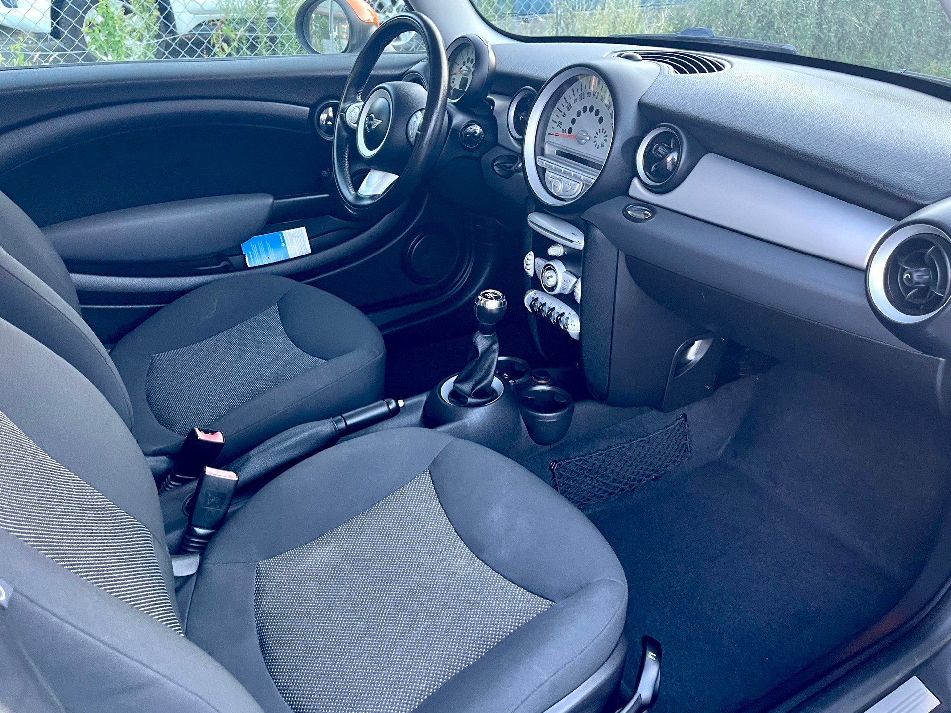 MINI Cooper-image-20