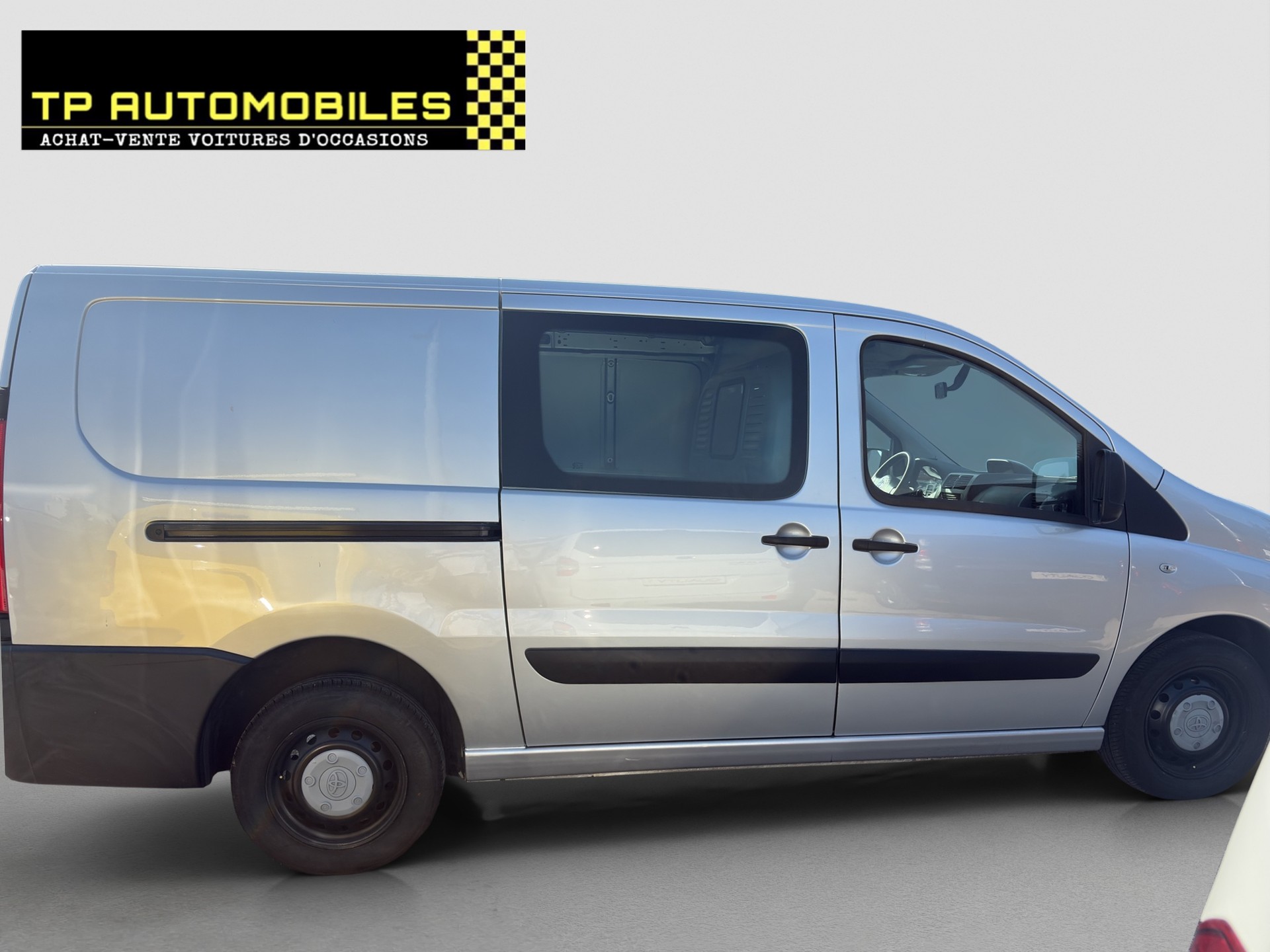 TOYOTA Proace 2.0D Panel Van Terra L2H1-image-3