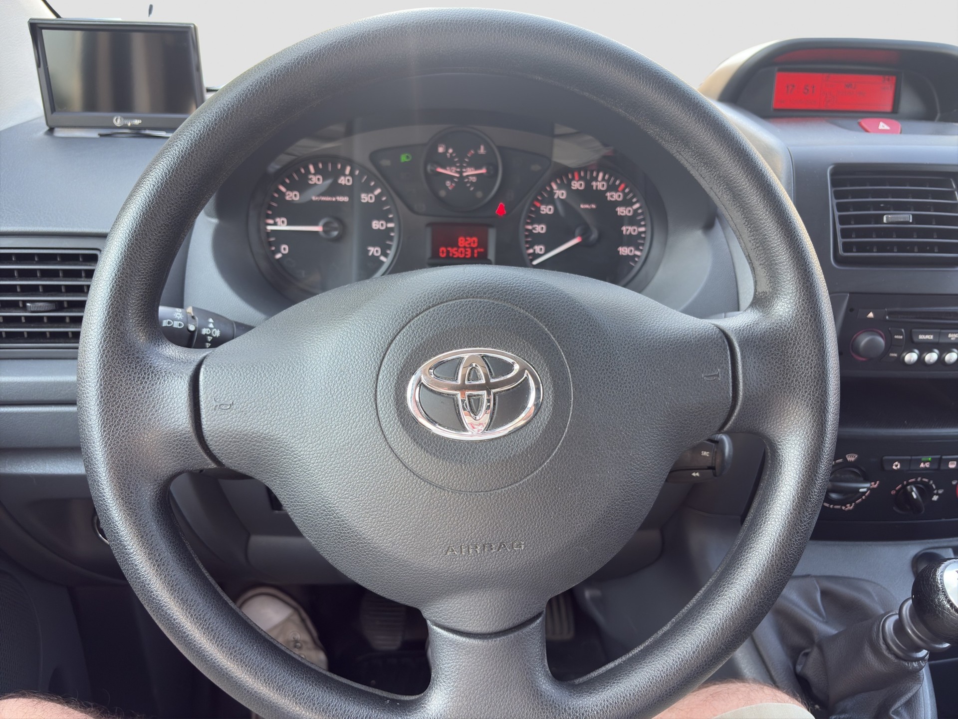 TOYOTA Proace 2.0D Panel Van Terra L2H1-image-11