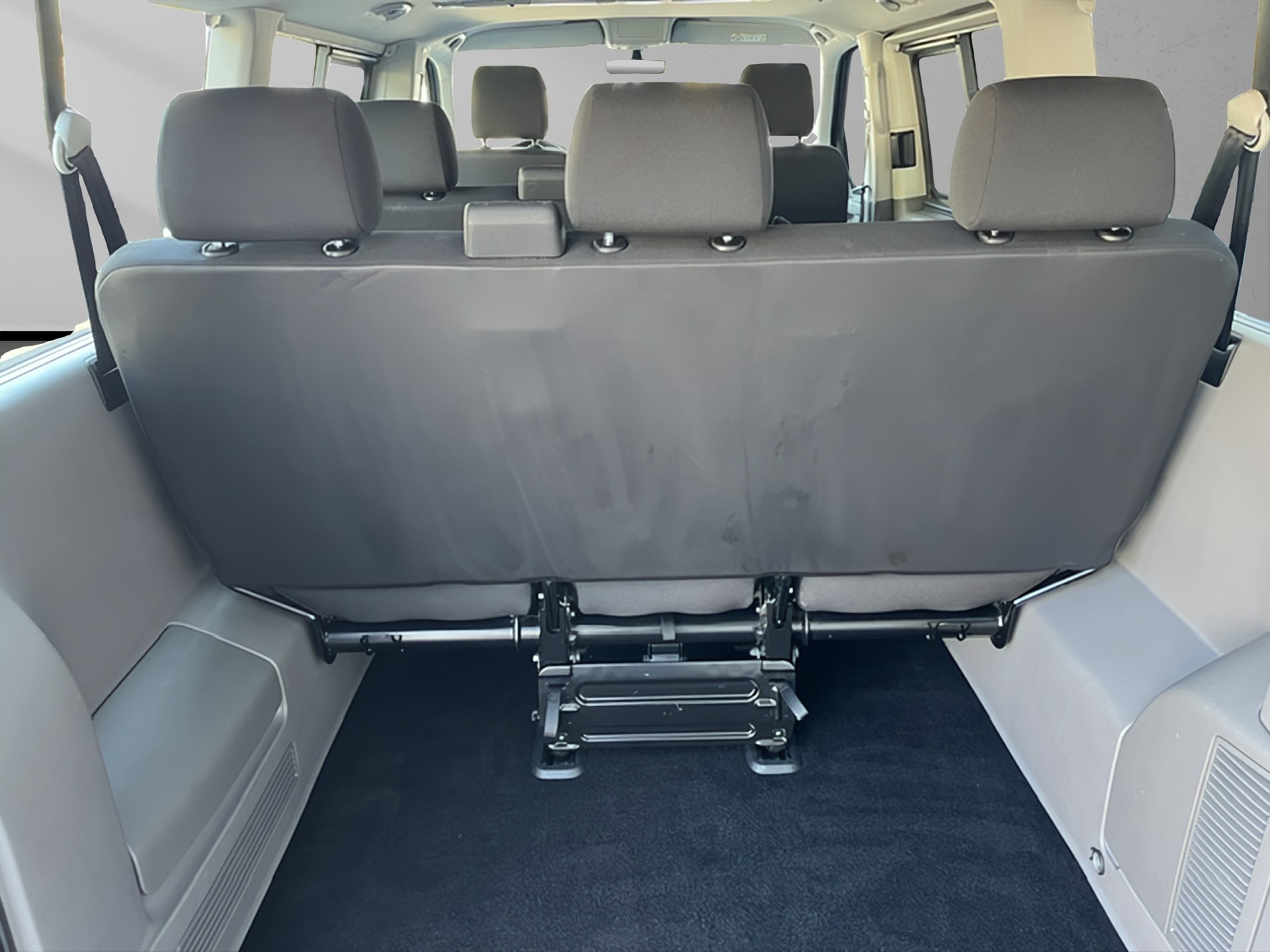 VW T6.1 Caravelle 2.0 TDI Comfortline DSG-image-23