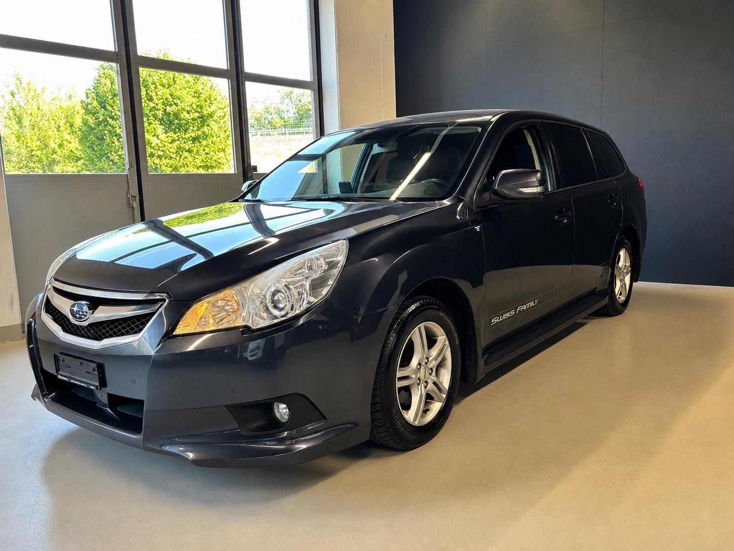 SUBARU Legacy 2.0i Swiss AWD Lineartronic-image-3
