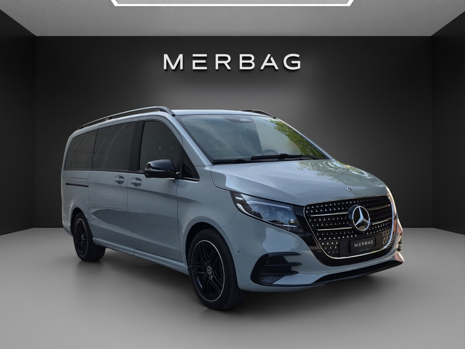 MERCEDES-BENZ V 300 d lang 4Matic Swiss Edition 9G-Tronic-image-6