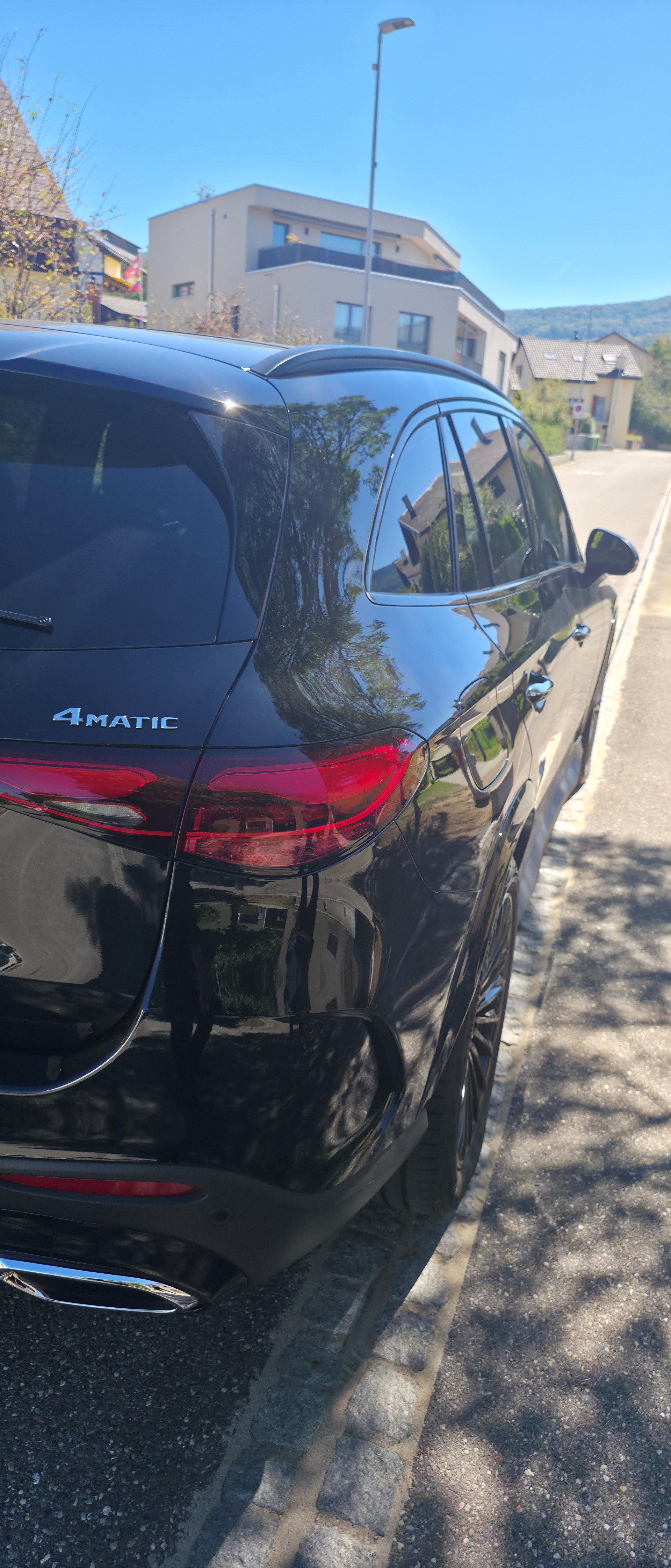 MERCEDES-BENZ GLC 220 d AMG Line 4matic-image-15