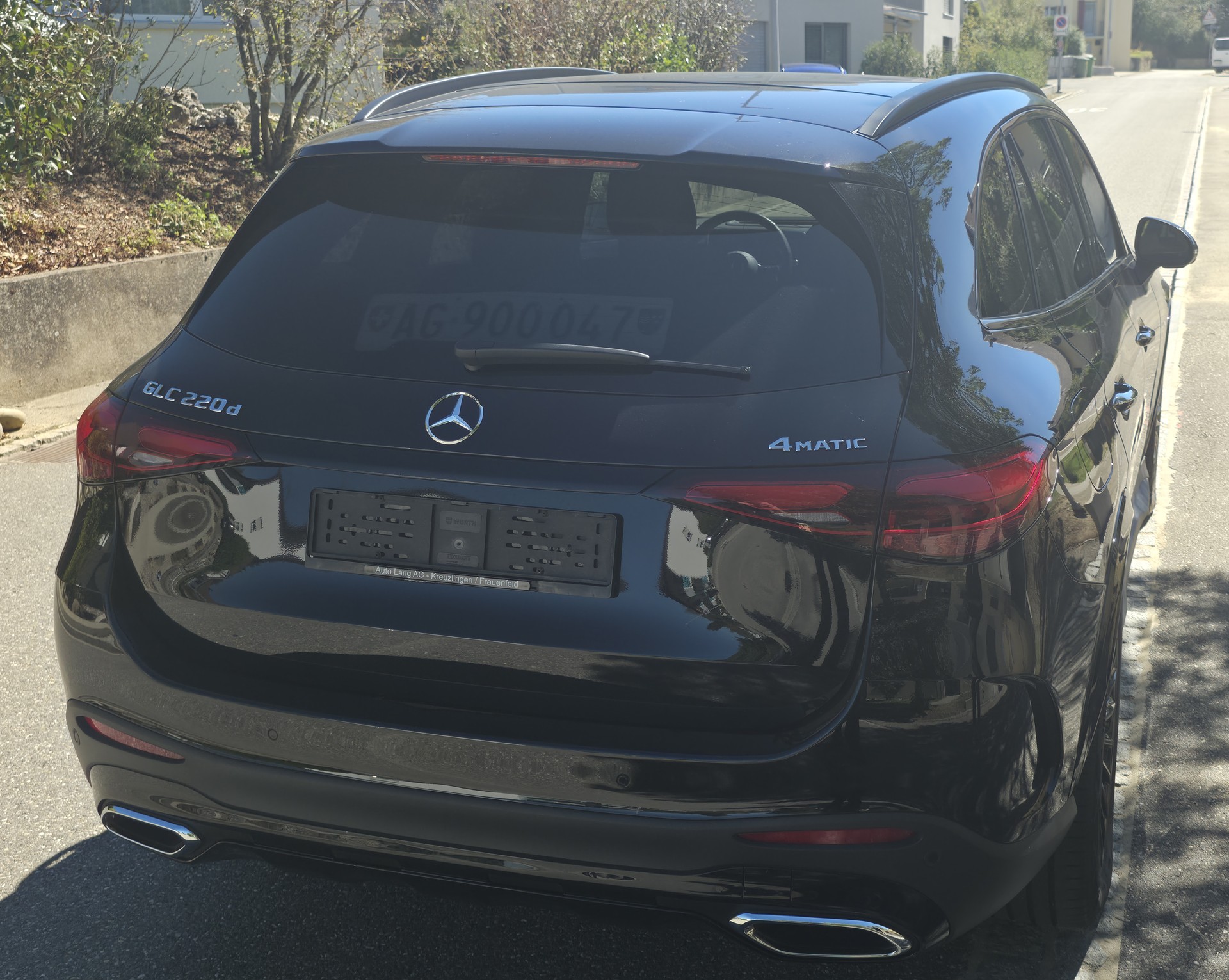 MERCEDES-BENZ GLC 220 d AMG Line 4matic-image-8
