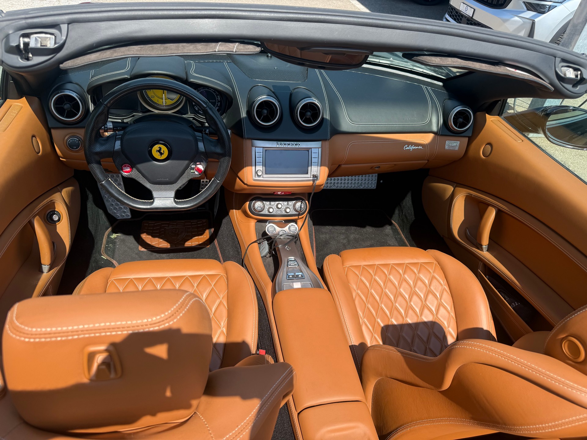 FERRARI California 4.3-image-12