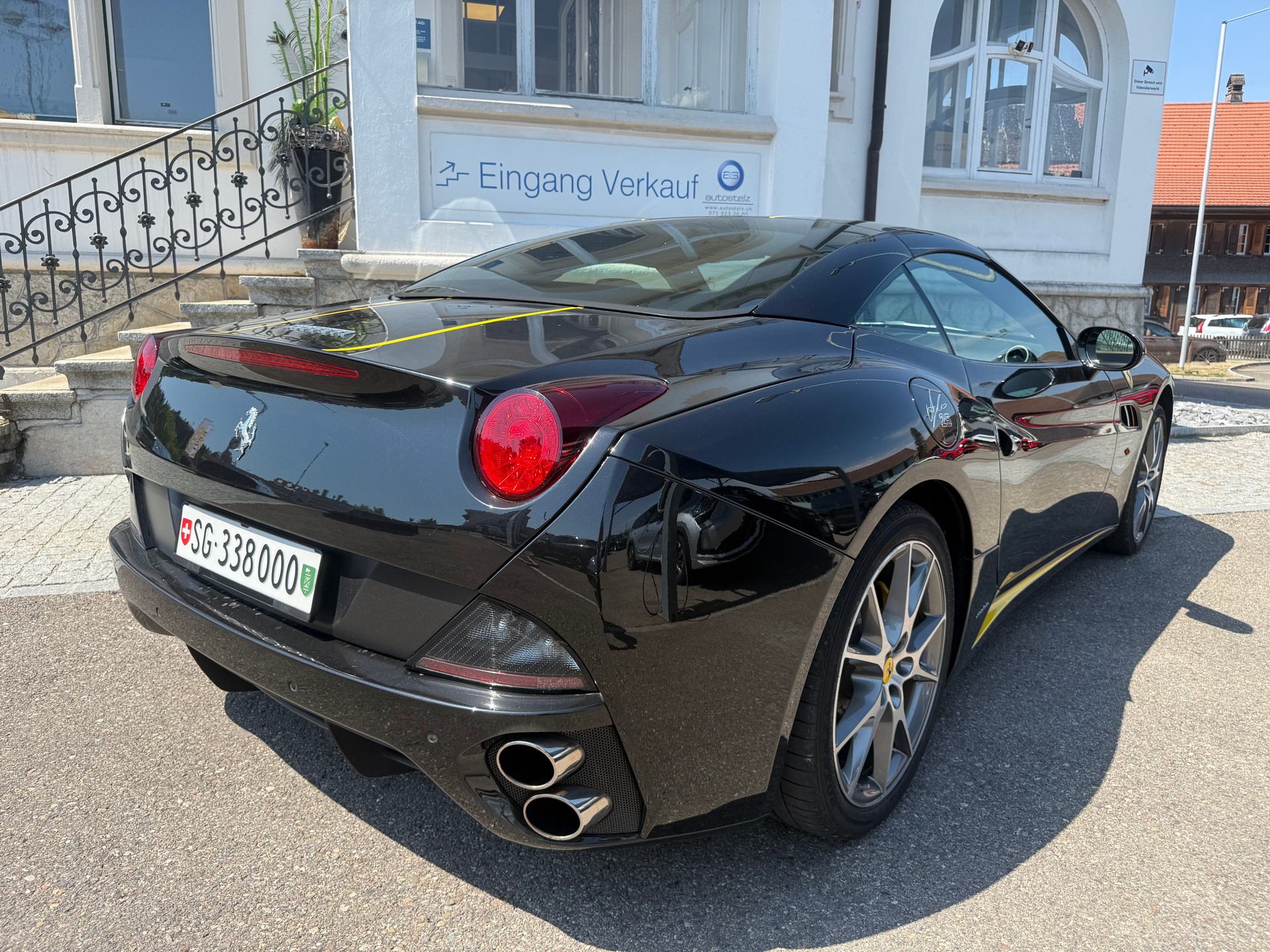 FERRARI California 4.3-image-6