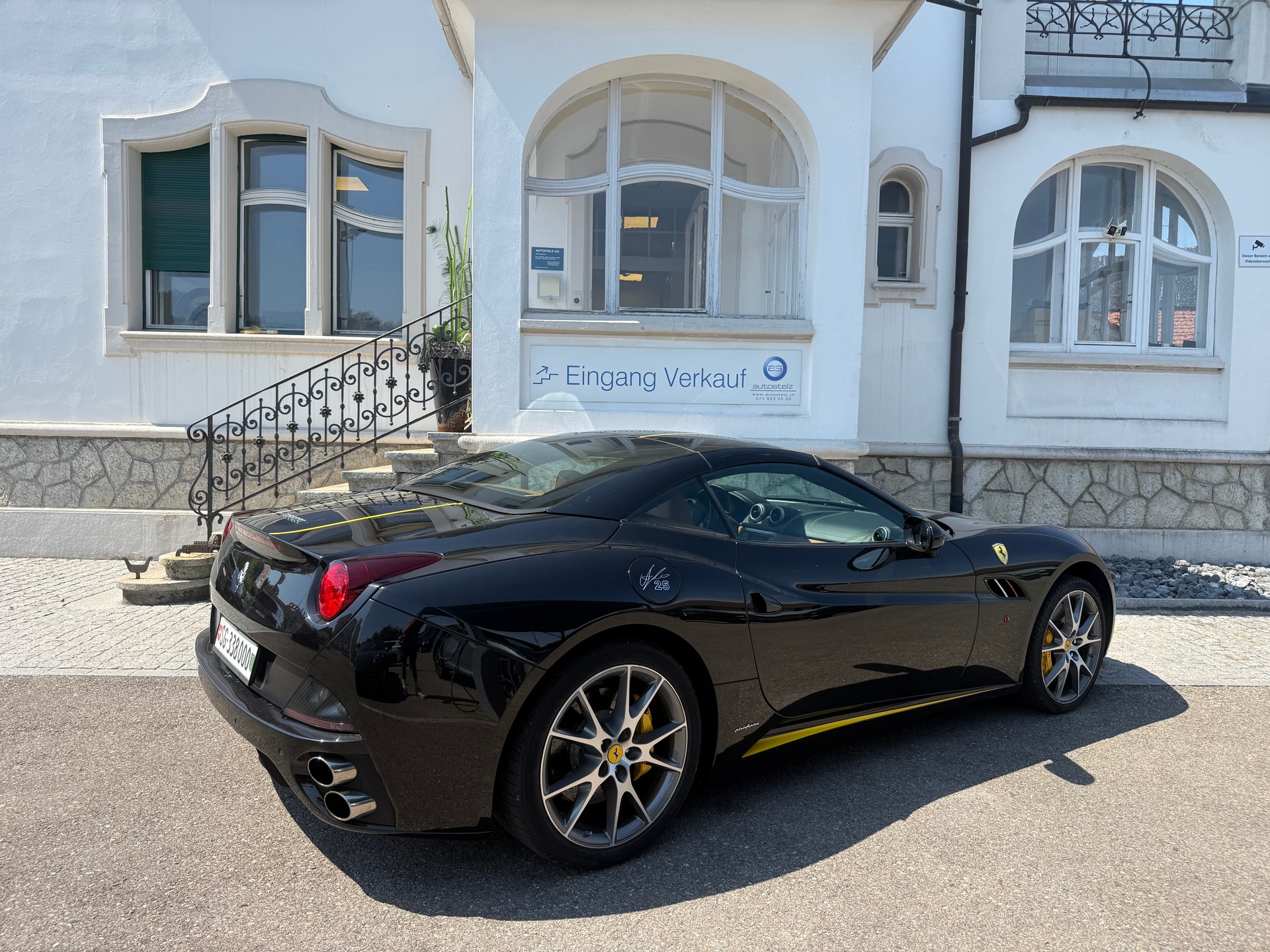 FERRARI California 4.3-image-5