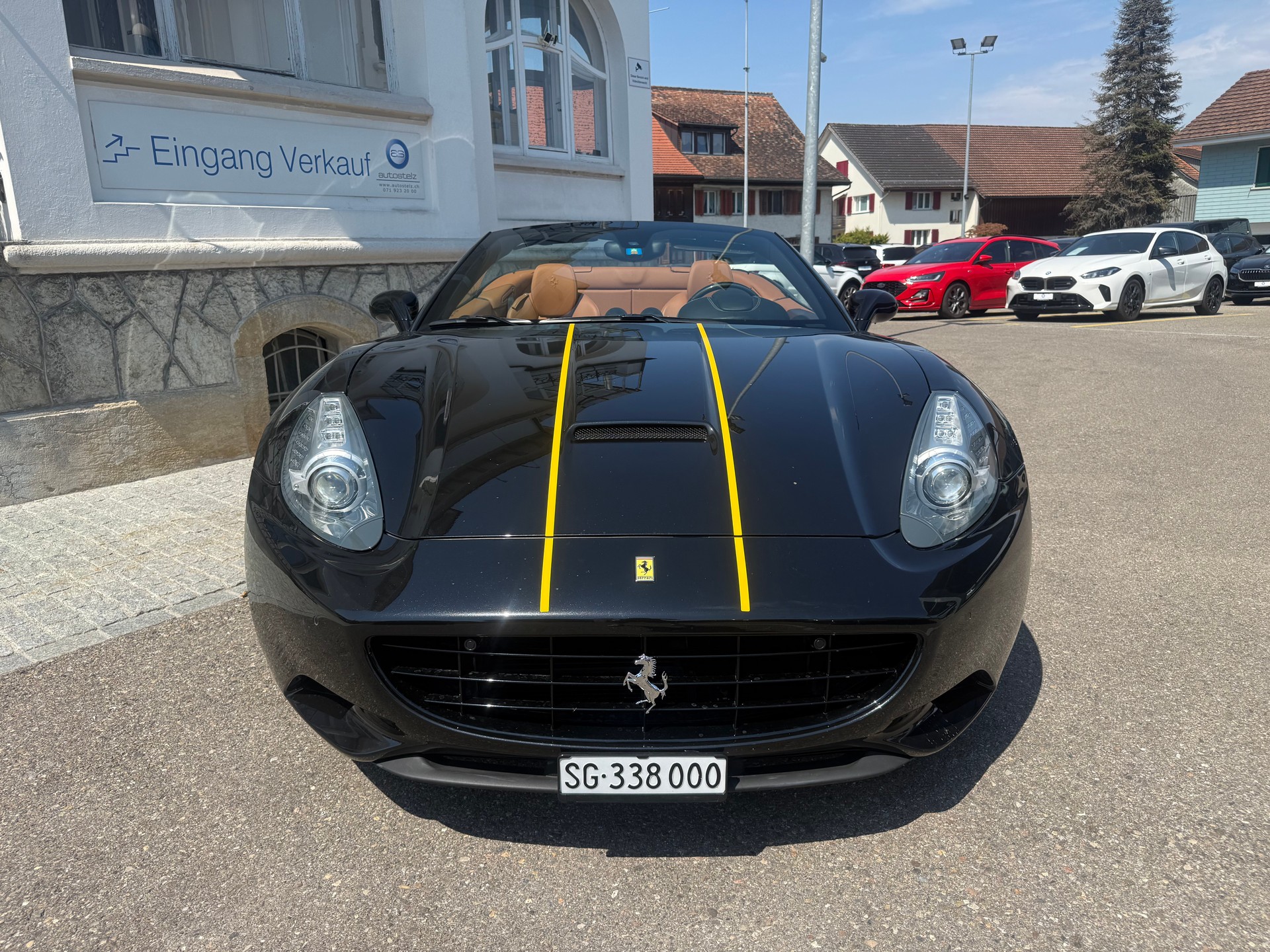 FERRARI California 4.3-showroom-element-2