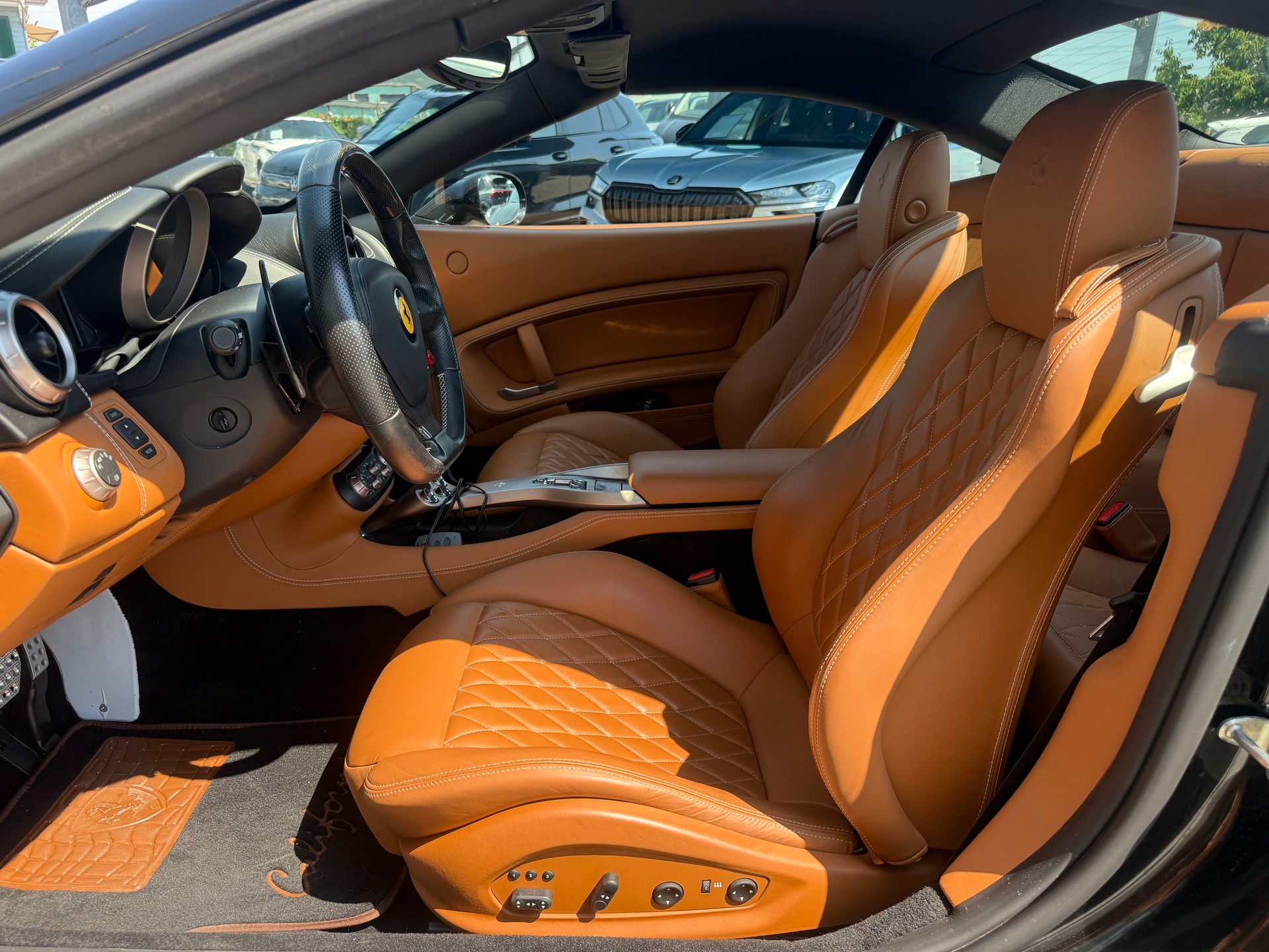 FERRARI California 4.3-image-8