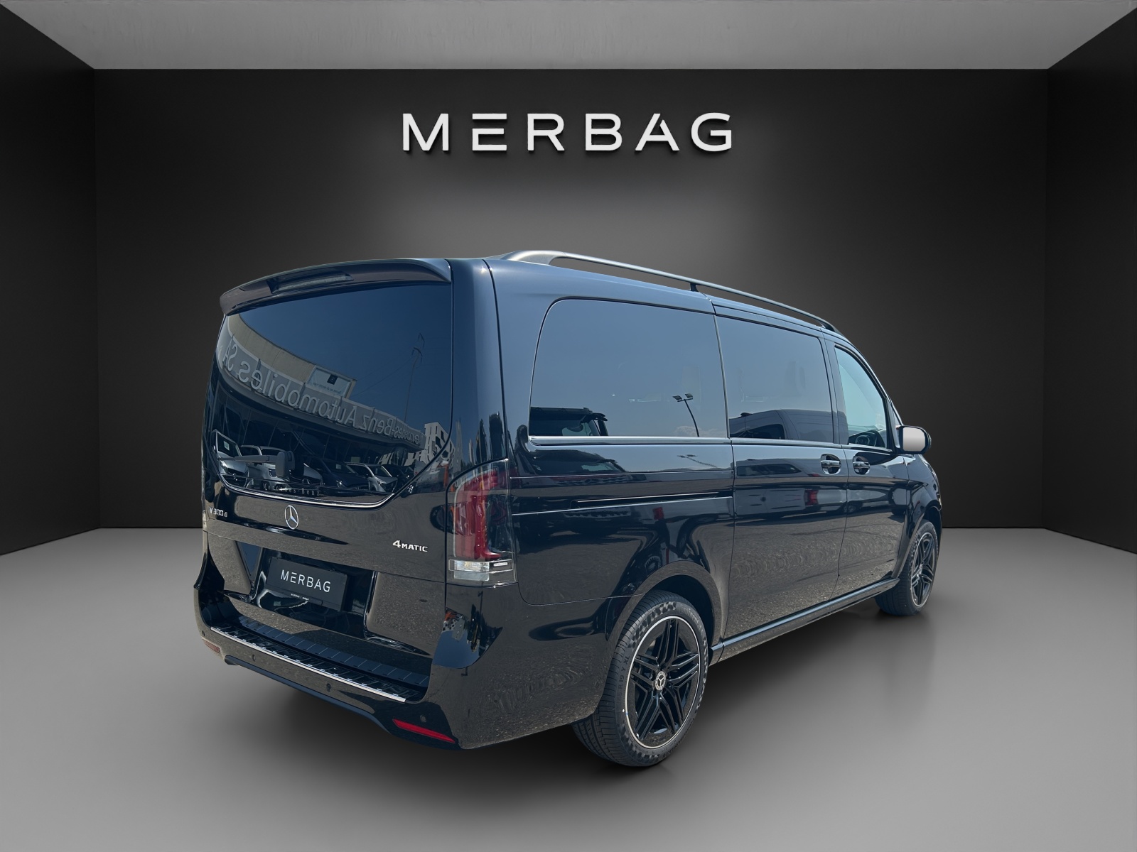 MERCEDES-BENZ V 300 d lang 4Matic Swiss Edition 9G-Tronic-image-6
