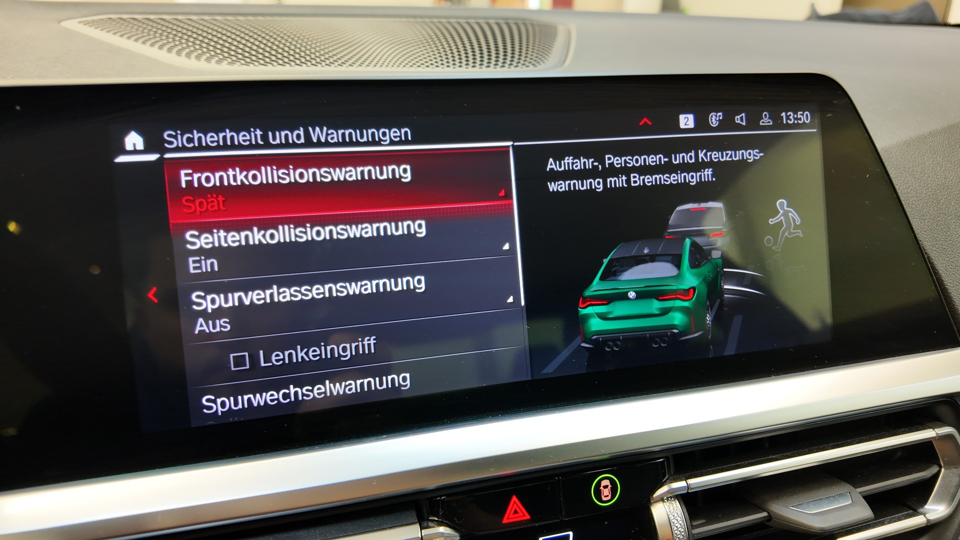 BMW M4 Coupé Competition M xDrive-image-21