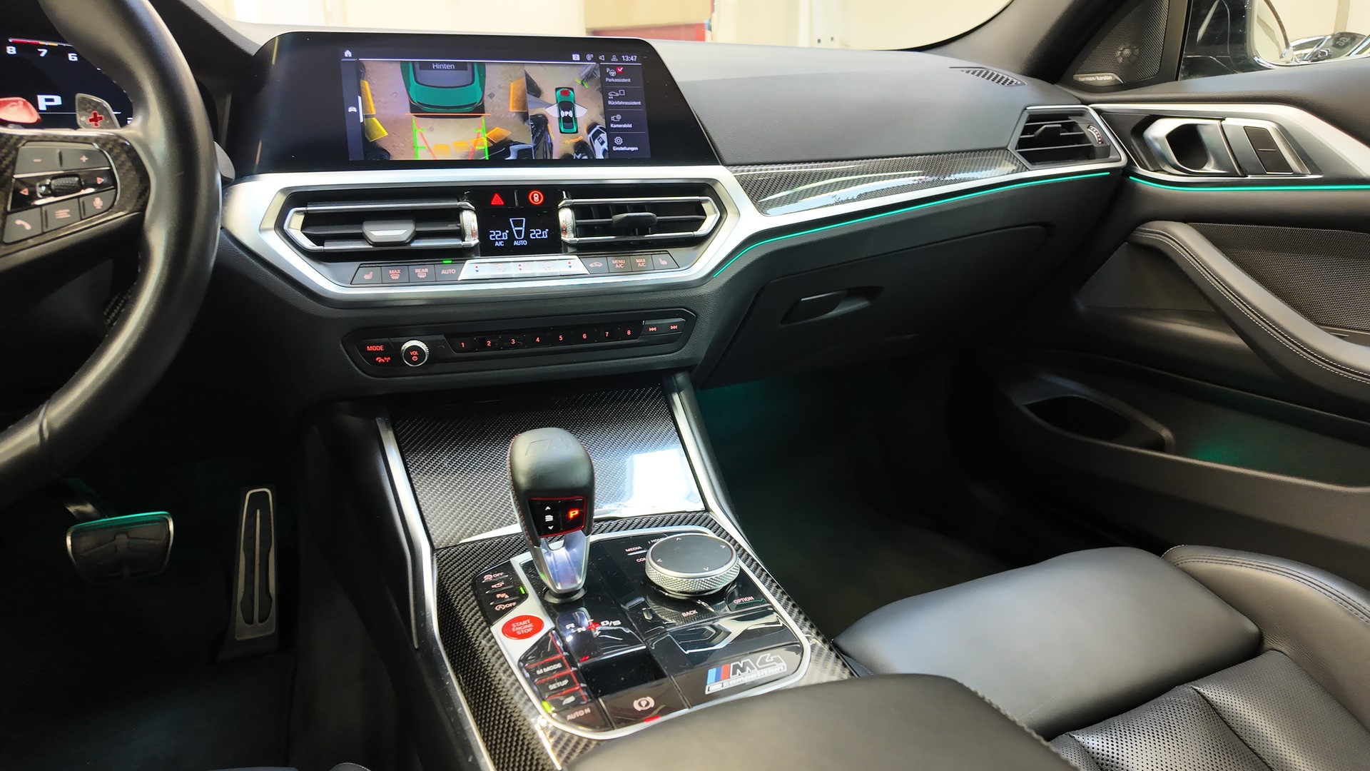 BMW M4 Coupé Competition M xDrive-image-10