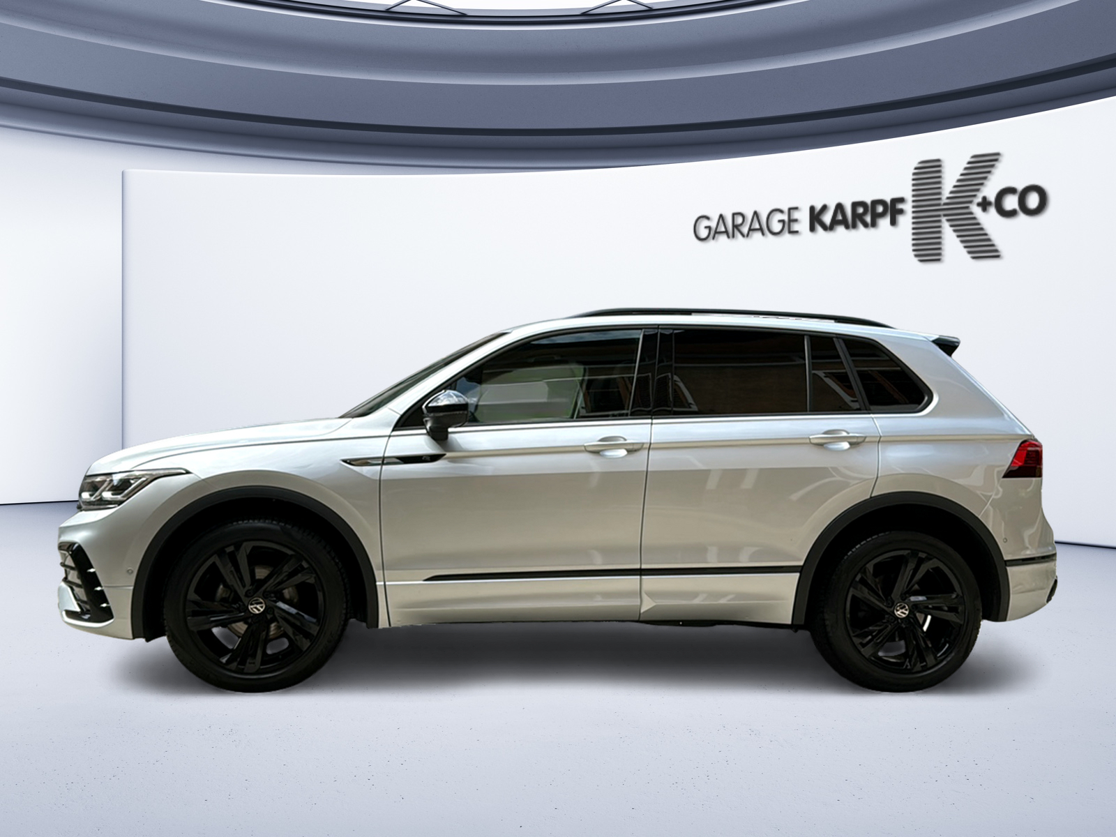 VW Tiguan 2.0 TDI SCR R-Line 4Motion DSG-image-1